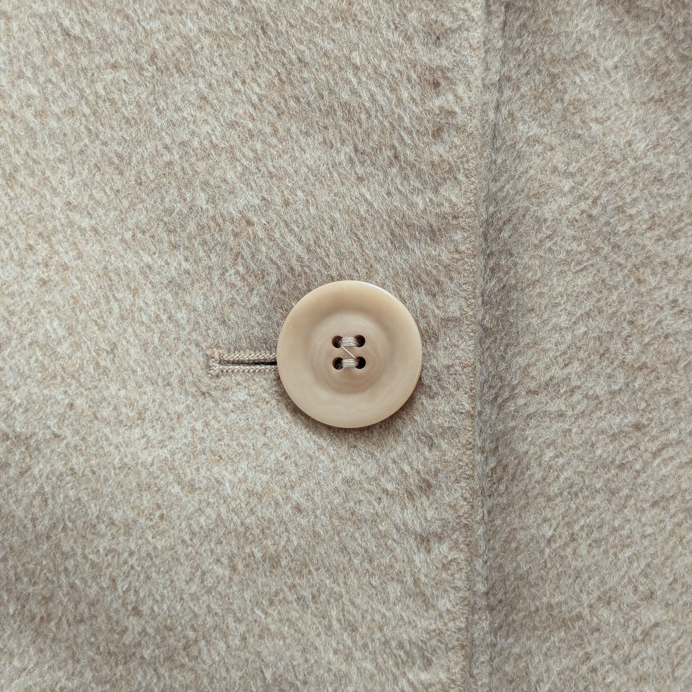 Max Mara MAX MARA Studio Double-Breasted Wool Coat MadeInItaly Luxury Size M / US 6-8 / IT 42-44 - 3 Thumbnail