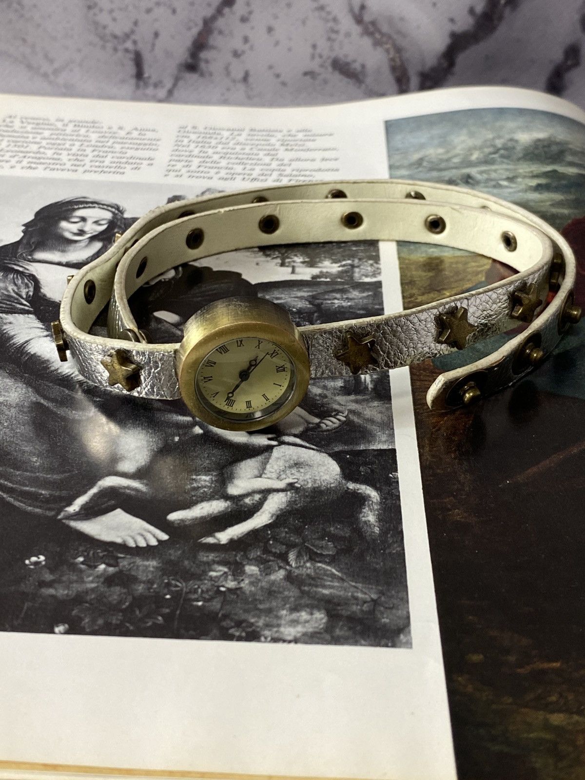 Japanese Brand Vintage Boho Star Wrap Watch Silver Leather Bronze Tone Size ONE SIZE - 3 Thumbnail
