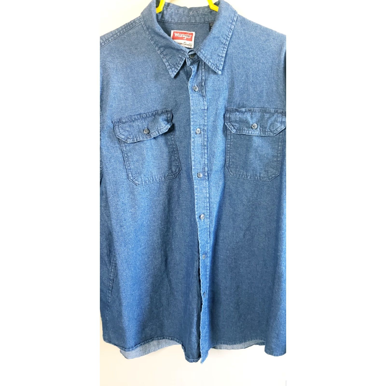 Wrangler Wrangler XL Men’s Comfort Flex Denim Long Sleeve Flap Pocket Button Up Shirt Size US XL / EU 56 / 4 - 5 Thumbnail