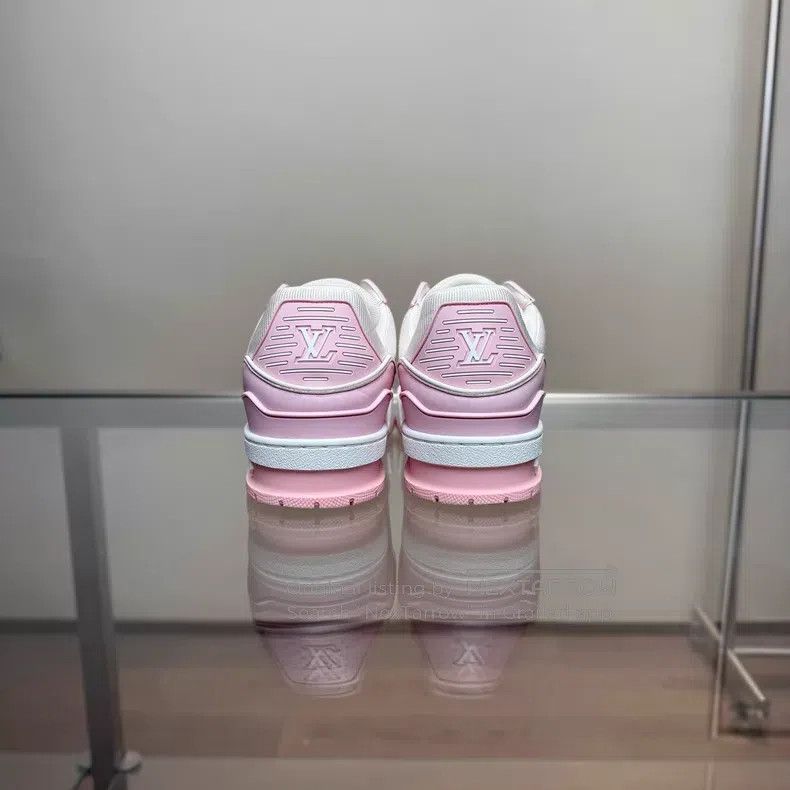 Louis Vuitton Louis Vuitton Trainer 25 New White Powder shoes Size US 6.5 / IT 36.5 - 4 Thumbnail