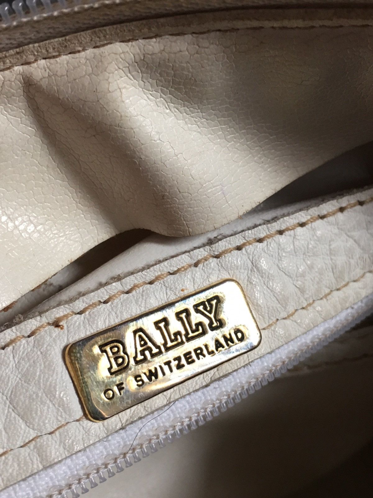 Bally BALLY Vintage White Leather Crossbody Shoulder Bag Size ONE SIZE - 12 Thumbnail