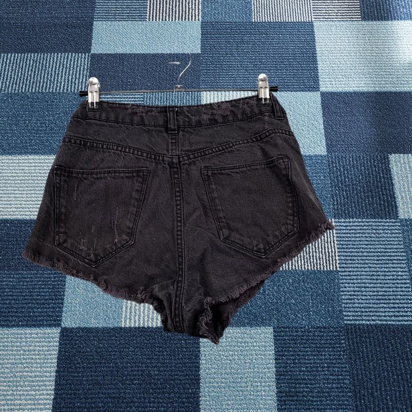 H&M H&M Divided Shorts Womens 4 Cut Off Mid Rise Denim Black Jeans Short Pants Casual Pockets Size 27" / US 4 / IT 40 - 1 Thumbnail