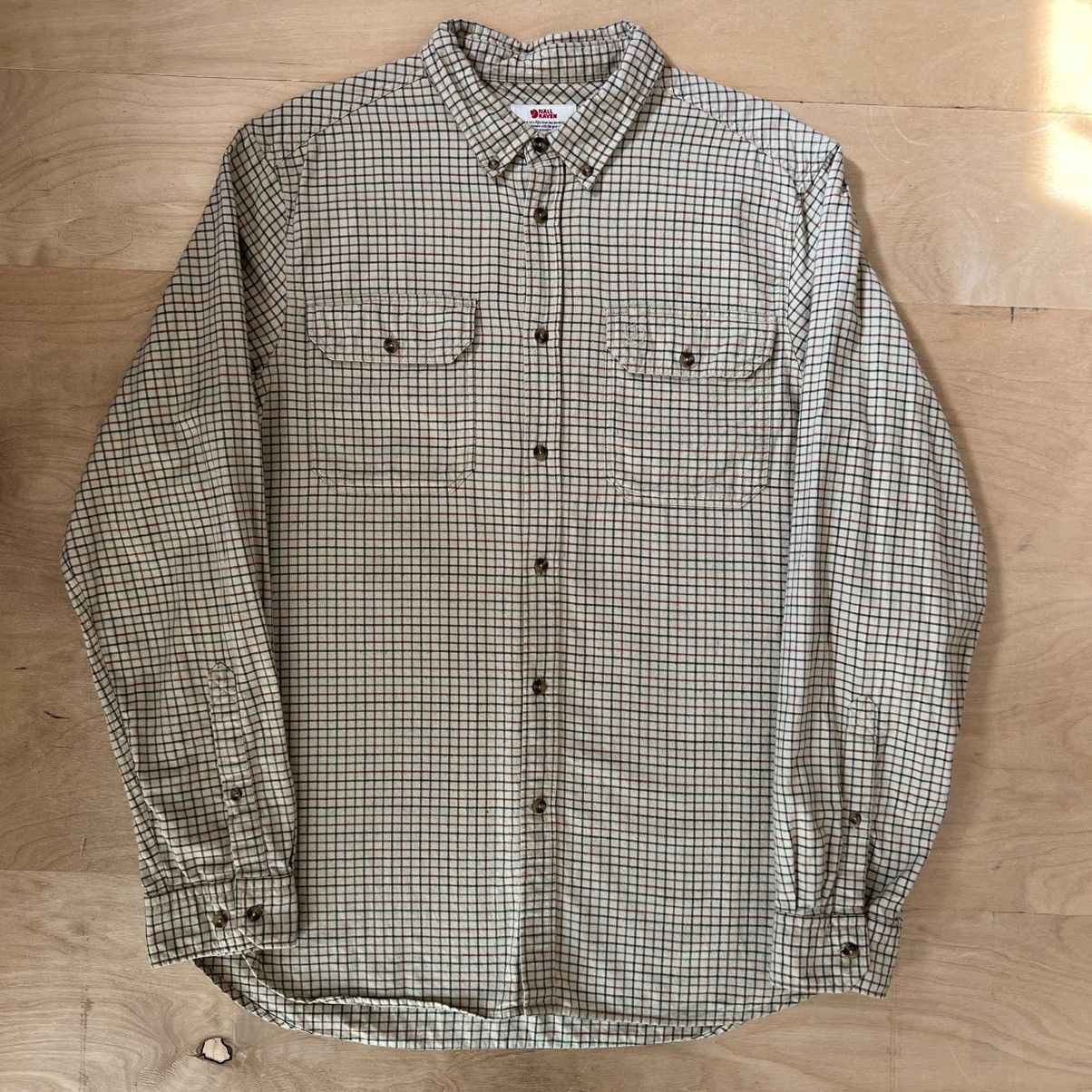 Fjallraven Fjallraven Shirt Large Beige Striped Long Sleeve Button Up Size US L / EU 52-54 / 3 - 1 Thumbnail