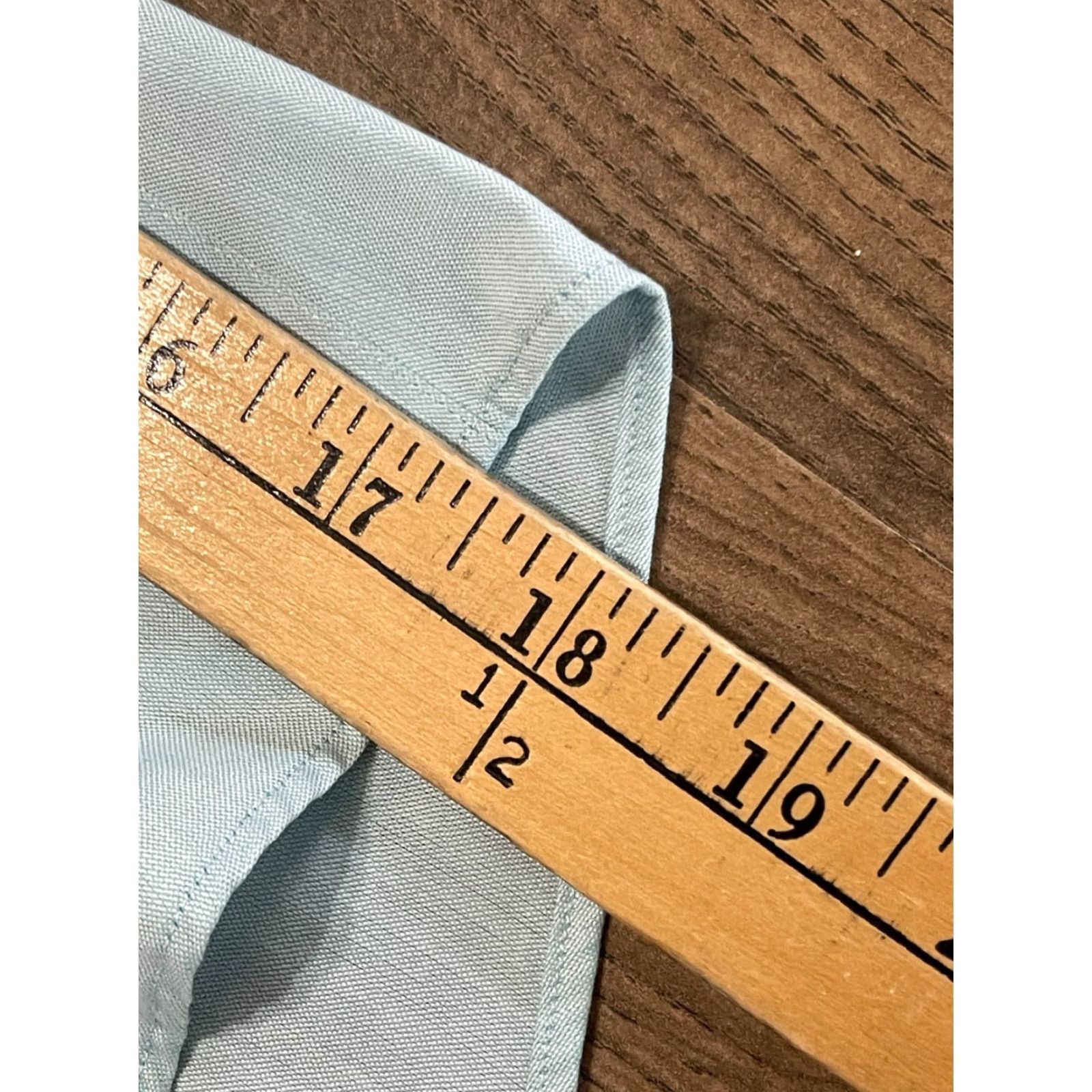 Merona Merona Shirt Mens Large 16-16.5 Blue Button Up The Ultimate Shirt Casual Regular Long Sleeve Collared Button-Up Merit? Size US L / EU 52-54 / 3 - 7 Thumbnail