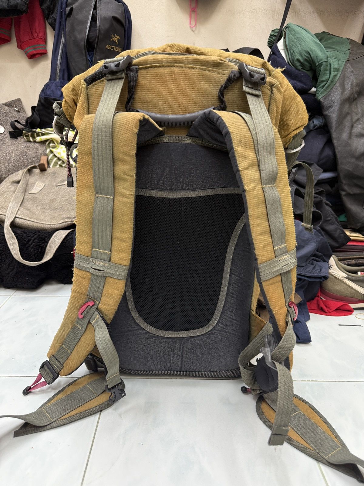 Klattermusen 🔥🔥🔥ARCHIVE KLATTERMUSEN RATATOSK 30 BAGPACK Size ONE SIZE - 2 Thumbnail