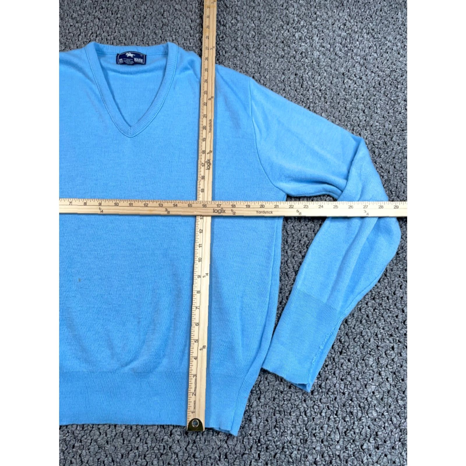 Vintage VINTAGE 80s Preppy Men's Large Blue V-Neck Lightweight Knit Sweater Pullover Mens Size US L / EU 52-54 / 3 - 7 Thumbnail