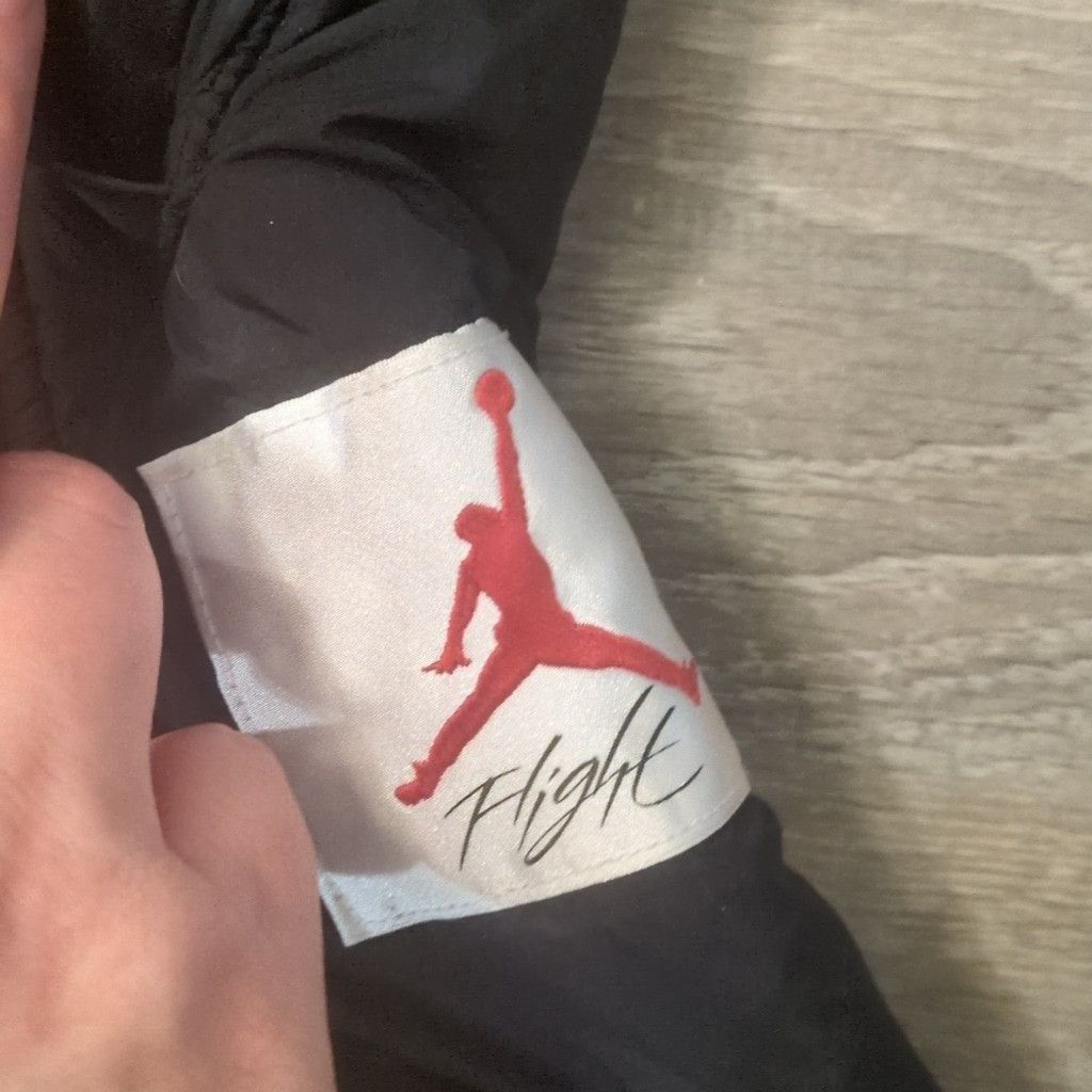 Jordan Brand Air Jordan wings of Flight Pants 'Black' size small Size US 28 / EU 44 - 4 Thumbnail