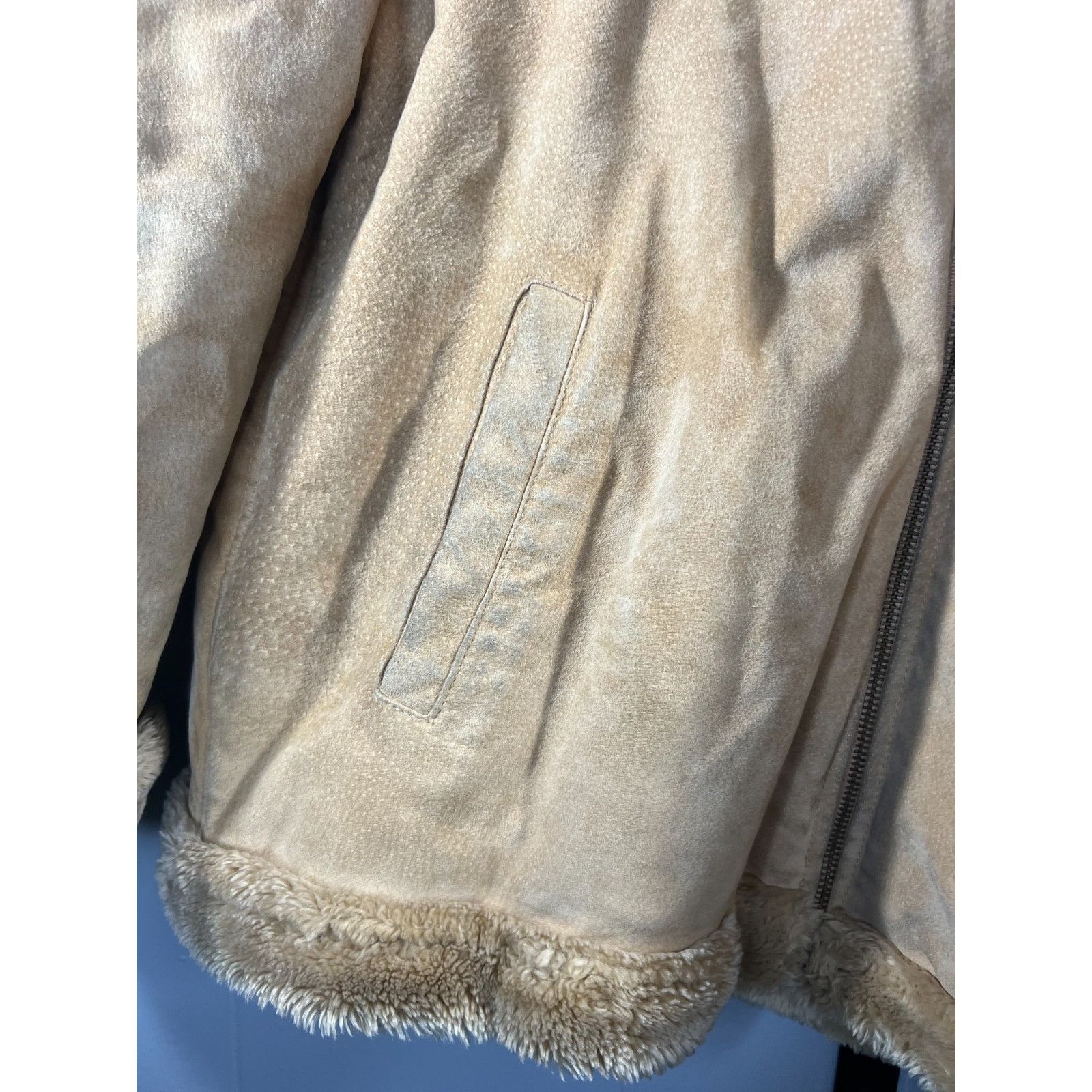 Wilsons Leather Vintage Wilsons Leather Jacket Womens Suede Sherpa Lined She Size M / US 6-8 / IT 42-44 - 5 Thumbnail