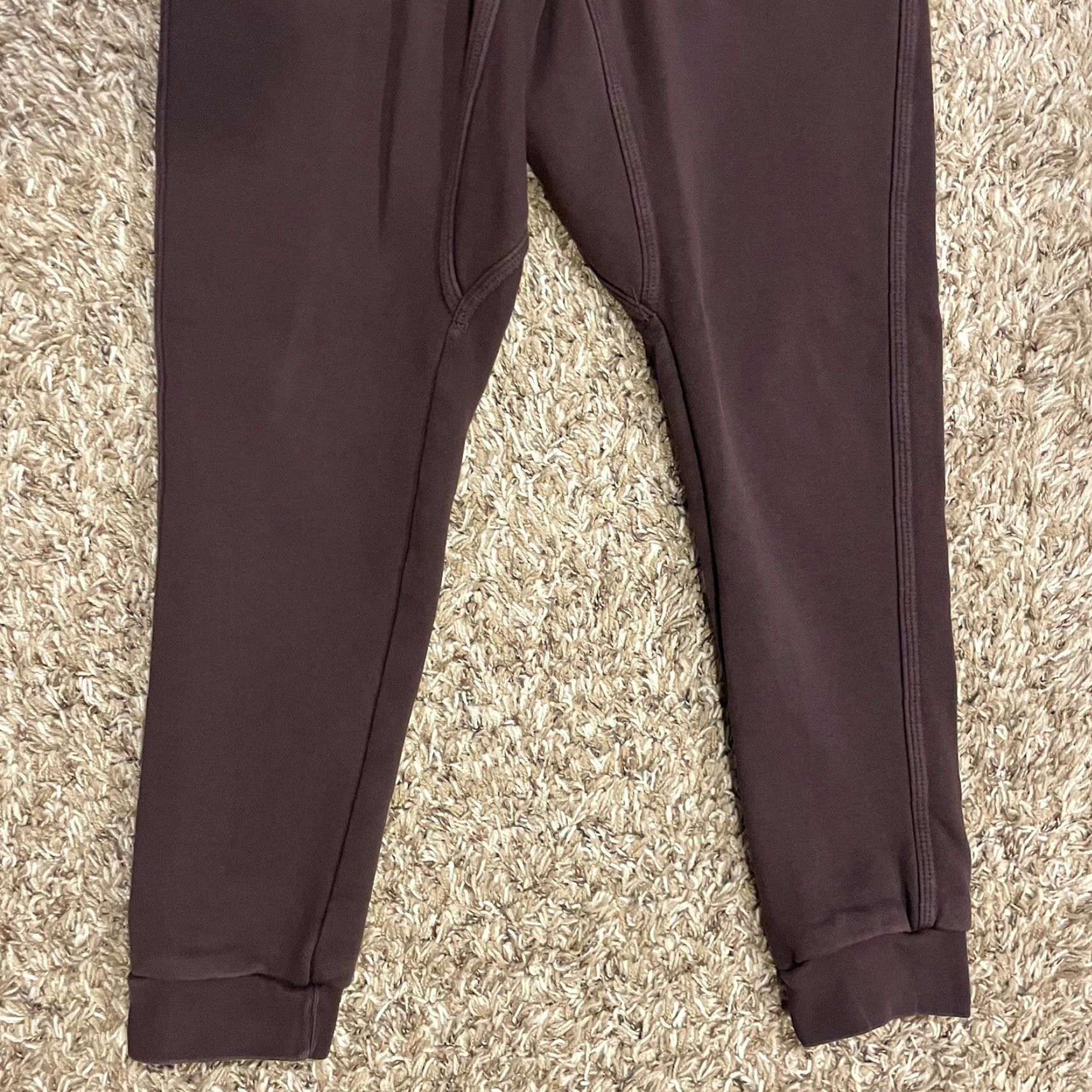 Nike Nike Sportswear Club Fleece Joggers Sweatpants Mens S Brown 28x26 Logo Pockets Elastic Waist Tapered Athleisure Size US 29 - 5 Thumbnail