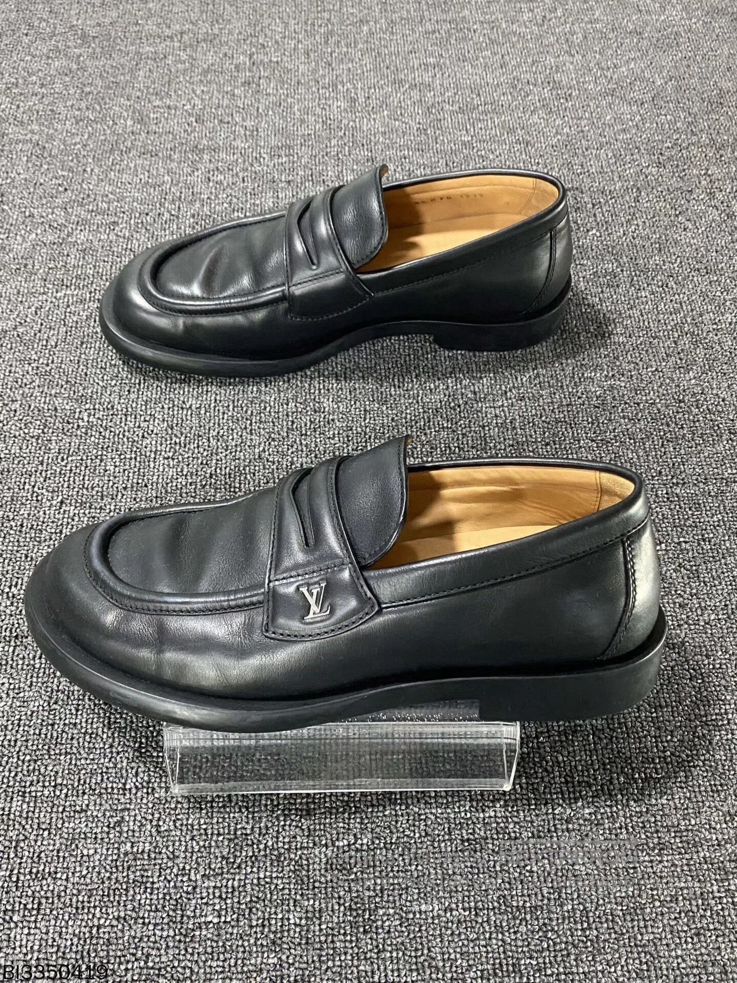Louis Vuitton louis vuitton men's leather loafers size 42.5. Size US 9 / EU 42 - 1 Thumbnail