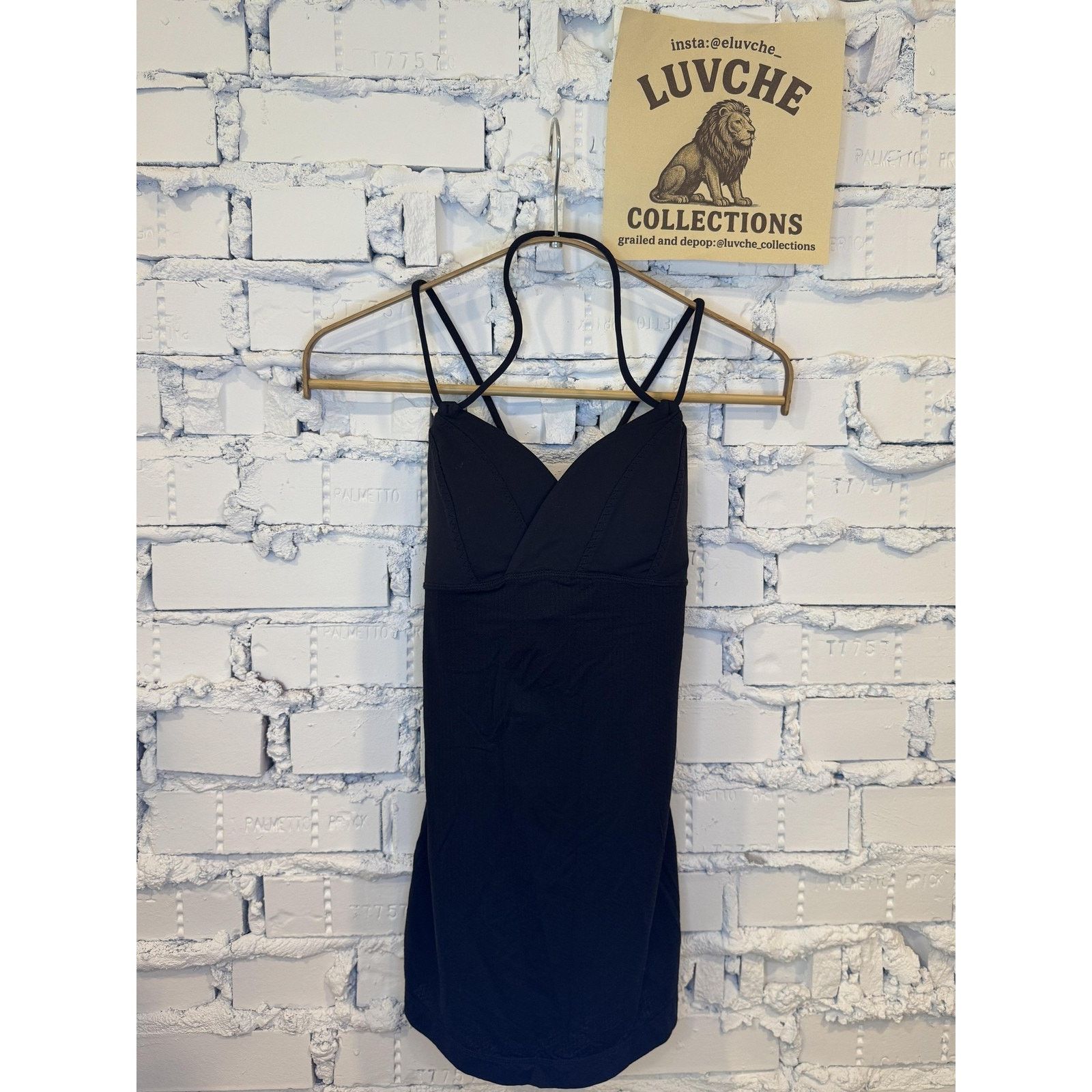 Lululemon Lululemon Womens S Black Strappy Tank Built In Bra Size S / US 4 / IT 40 - 1 Thumbnail