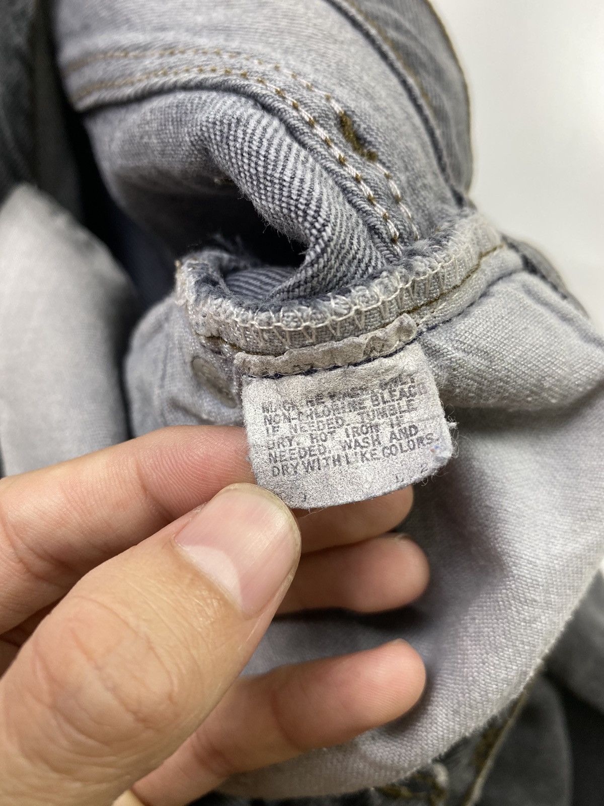 LVC vintage 80s levis 501 usa look so very gooood Size US 28 / EU 44 - 4 Thumbnail