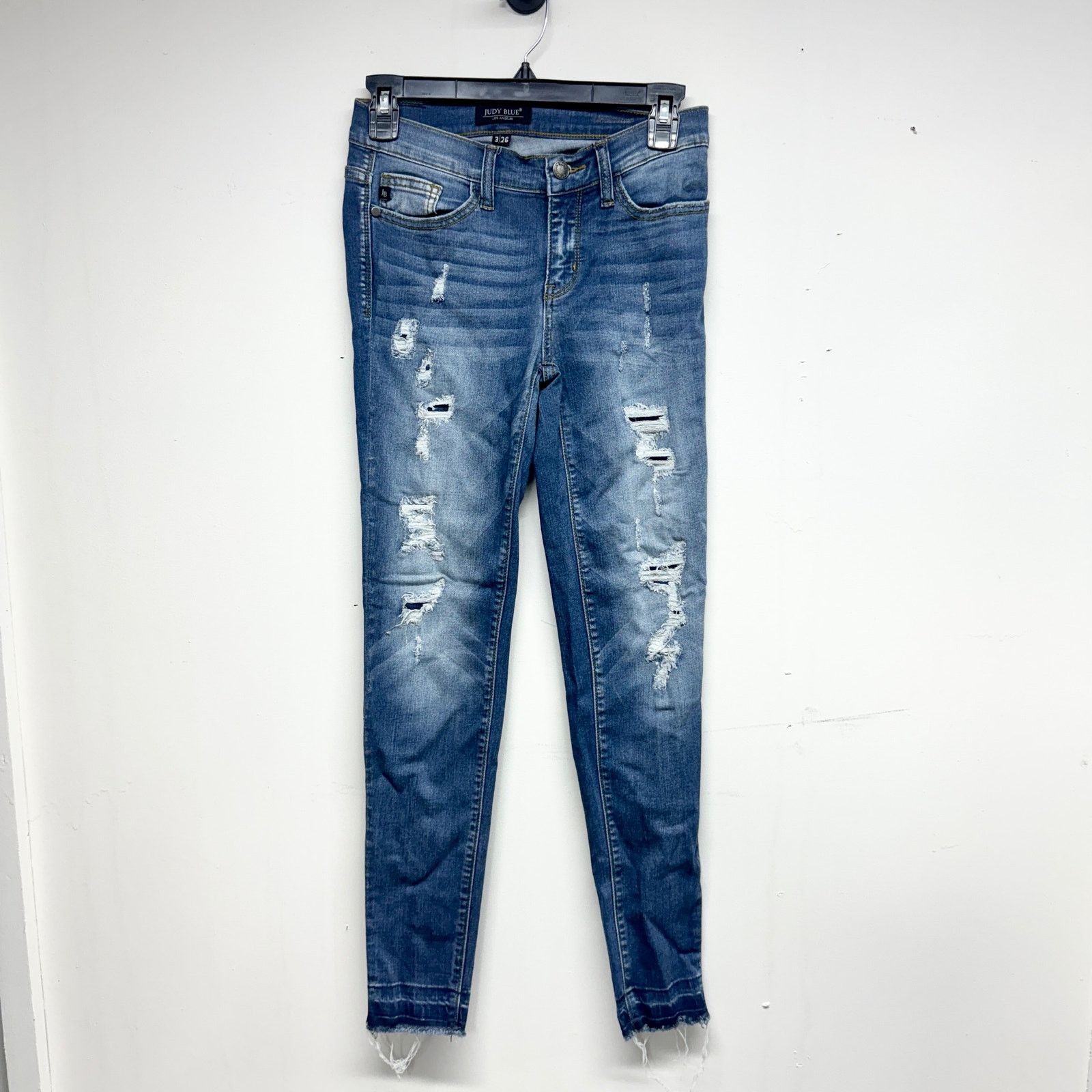 Judy Blue Judy Blue Patched Rip Skinny Jeans Stretch Raw Hem 3/26 Size 26" / US 2 / IT 38 - 2 Thumbnail