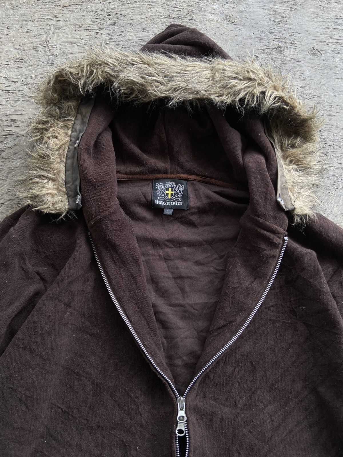 Japanese Brand 2000s Macarester - Vkei Style Fur Zip Hoodie Size US L / EU 52-54 / 3 - 5 Thumbnail