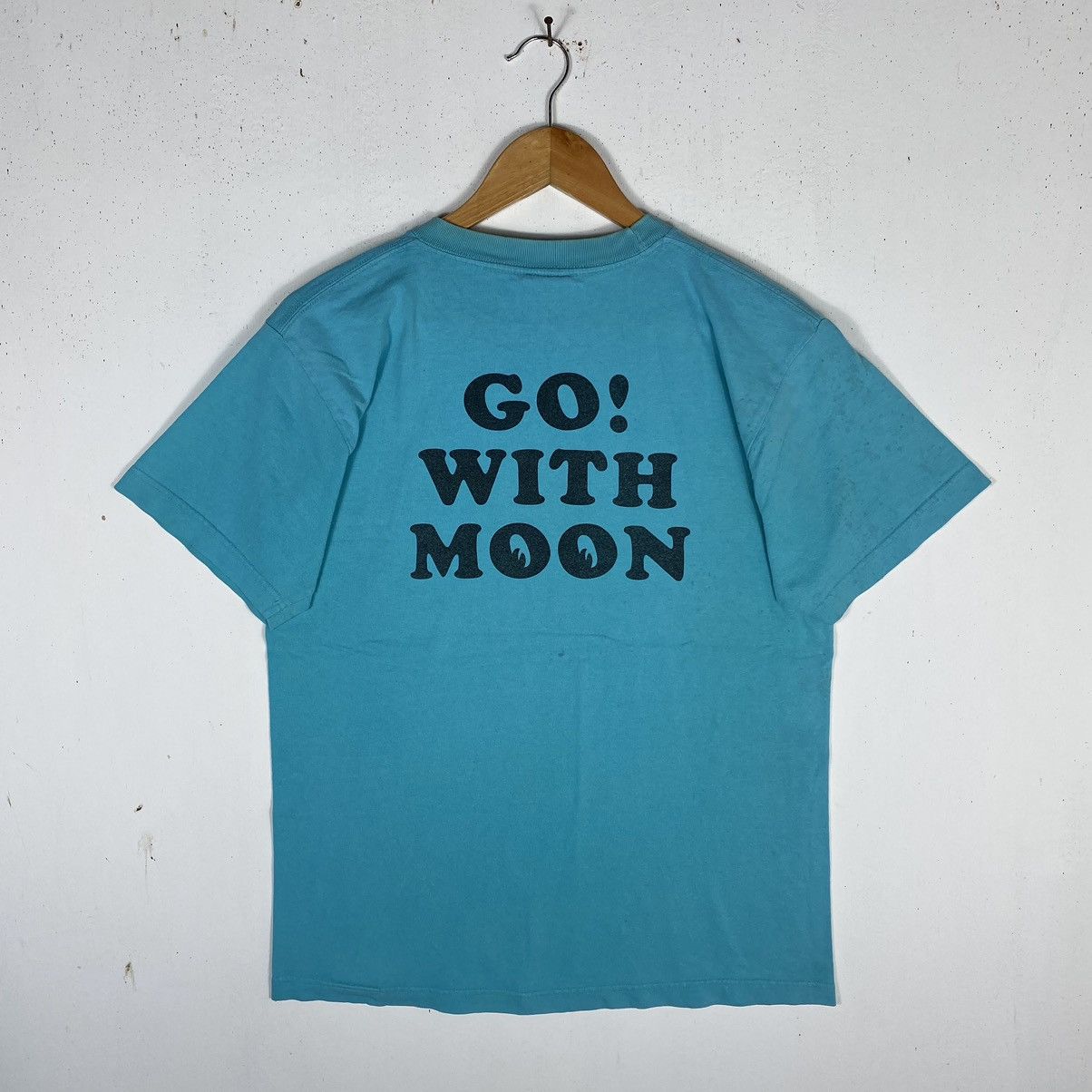 Japanese Brand × Peanuts × Vintage VINTAGE MOONEYES PEANUTS GO WITH MOON TEE Size US M / EU 48-50 / 2 - 6 Thumbnail