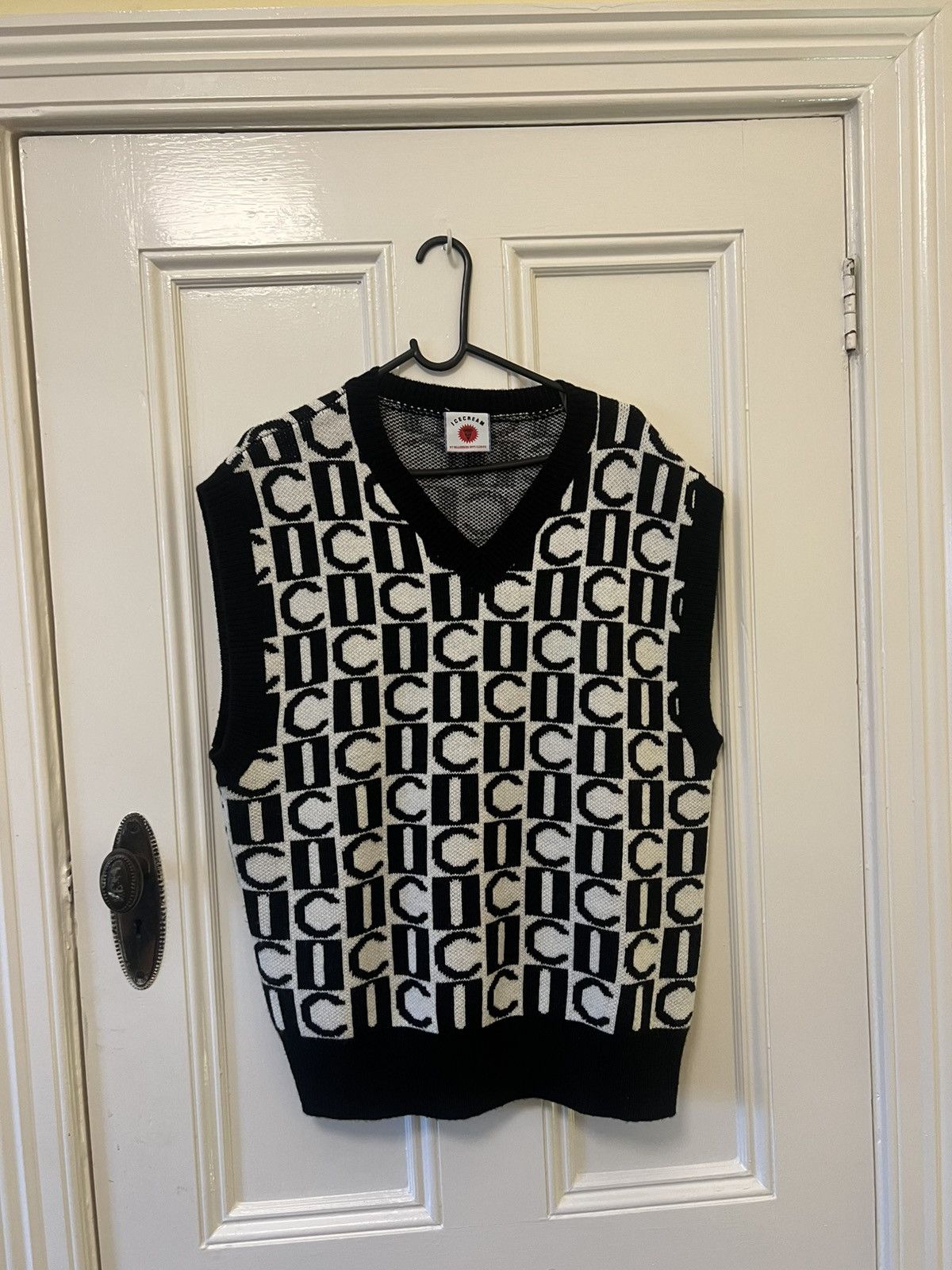 Billionaire Boys Club BBC ice cream knit vest Size US L / EU 52-54 / 3 - 1 Thumbnail