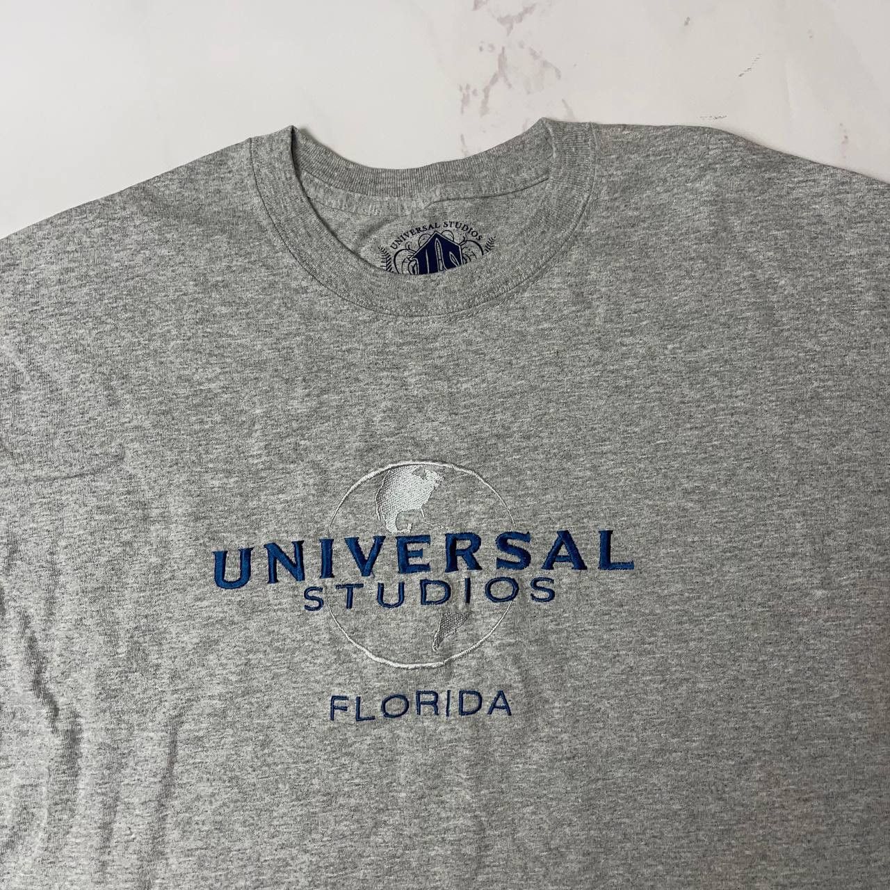 Vintage Universal Studios Florida Sz L Embroidered Logo T-Shirt Size US L / EU 52-54 / 3 - 7 Thumbnail