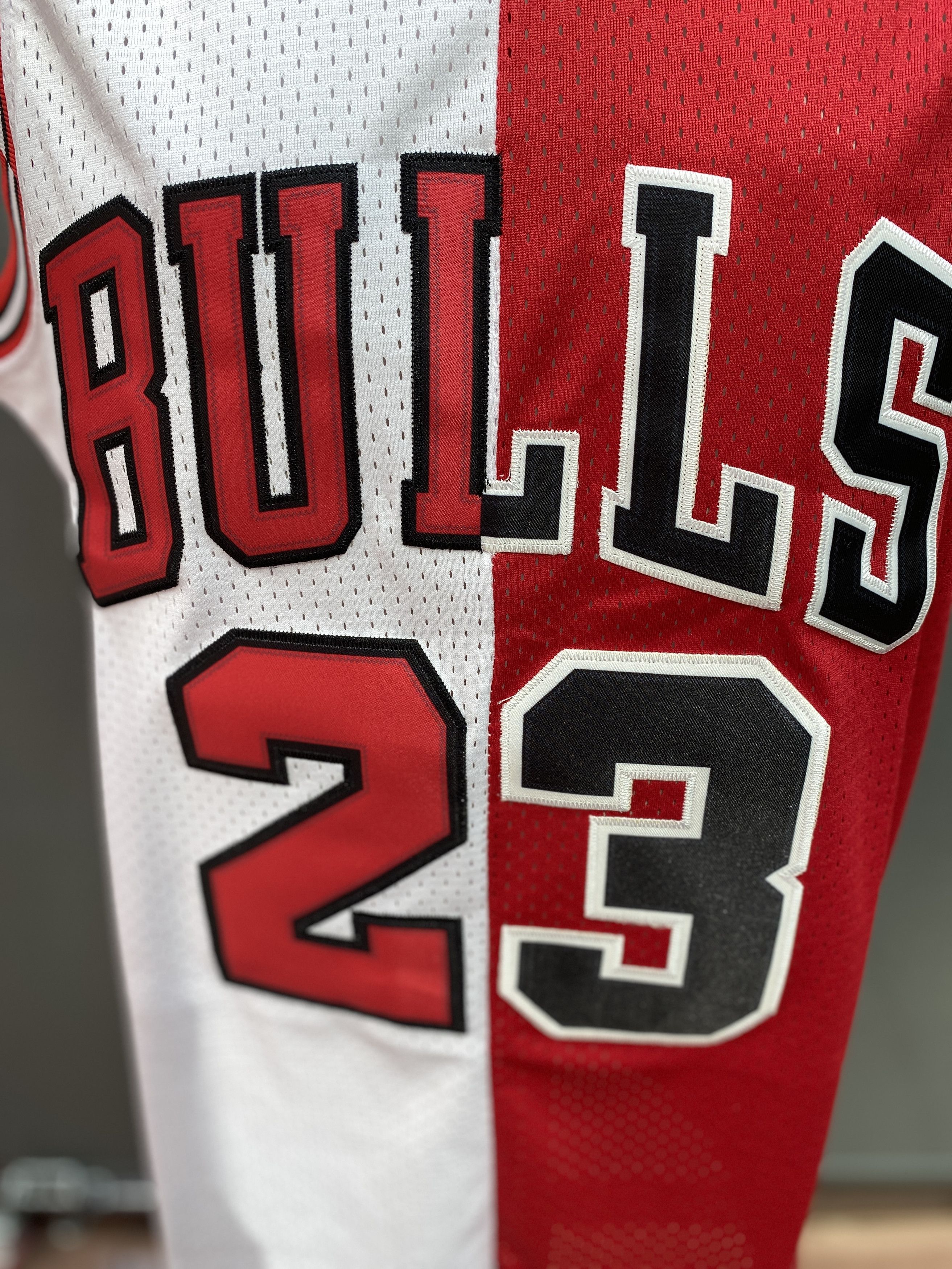 Michael Jordan Chicago Bulls RED/WHITE Jersey Men's Size S