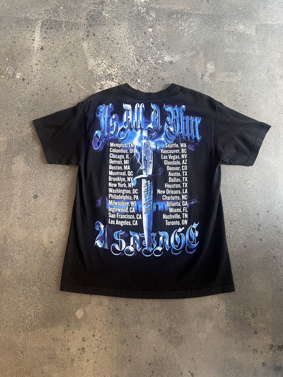 21 Savage 21 savage its all a blur tour tee Size US L / EU 52-54 / 3 - 3 Thumbnail