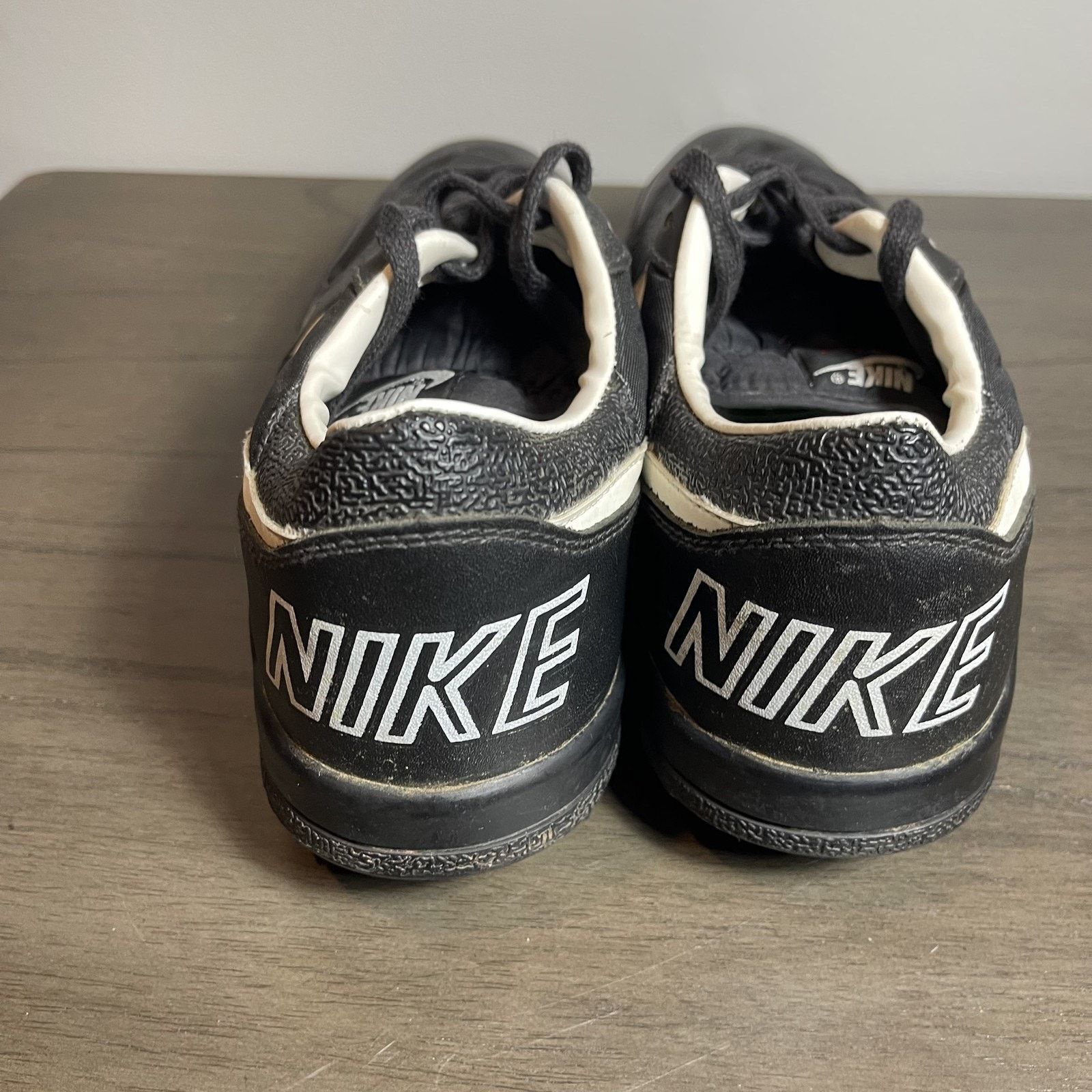 Nike Vtg Nike Shark Soccer Shoes Mens Size 12 90s Football Cleats Size US 12 / EU 45 - 8 Thumbnail