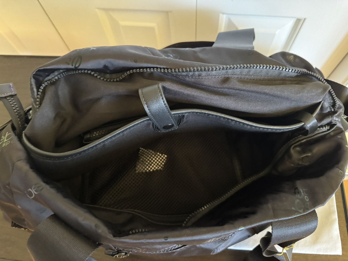 Bebe BEBE BECCA Black Nylon Gym/Travel Bag NWT $109 Size ONE SIZE - 6 Thumbnail