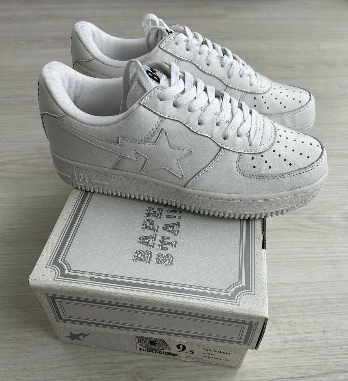 Bape RARE OG 2007 A BATHING APE WHITE BAPESTA Size US 9.5 / EU 42-43 - 3 Thumbnail
