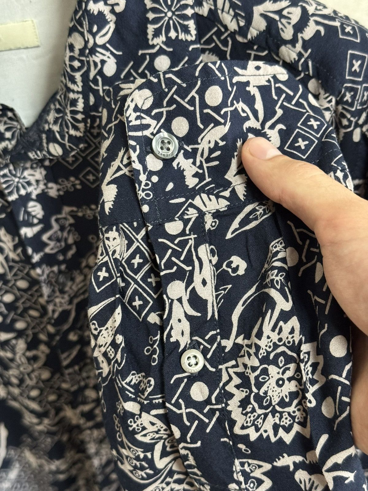 Diesel Vintage Diesel Button Up Shirt Geometric Print Size XL Size US XL / EU 56 / 4 - 10 Thumbnail