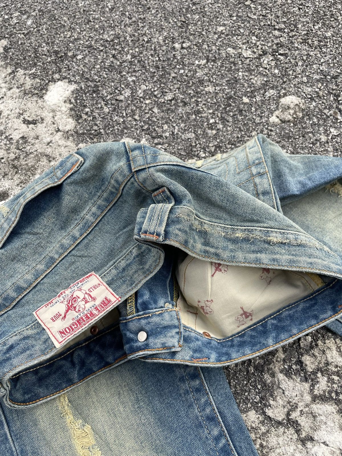 True Religion Vintage True Religion Distressed Denim Size US 34 / EU 50 - 7 Thumbnail