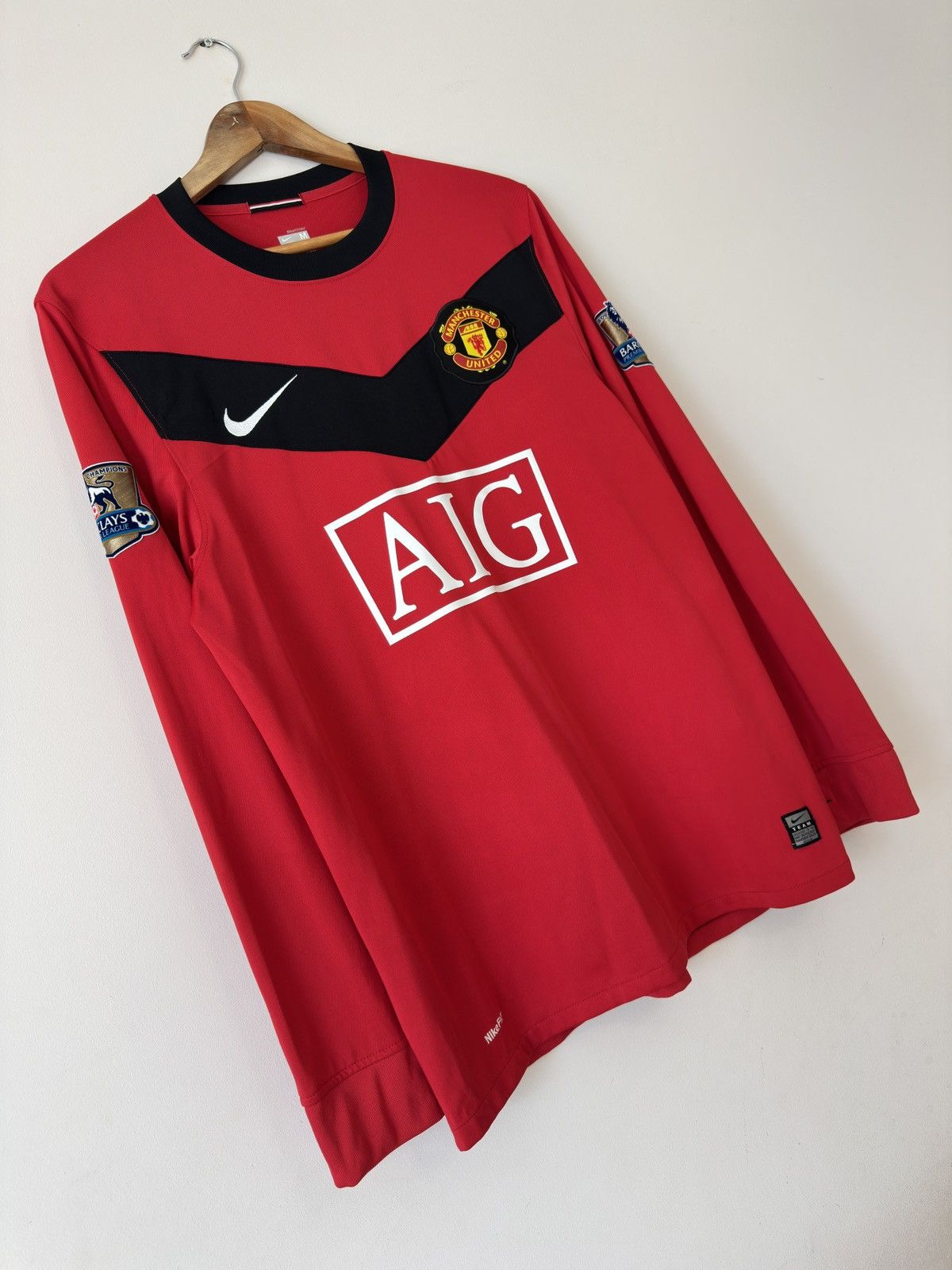 Nike Vintage Manchester United 2009-2010 Home Soccer Jersey Shirt Size US M / EU 48-50 / 2 - 5 Thumbnail