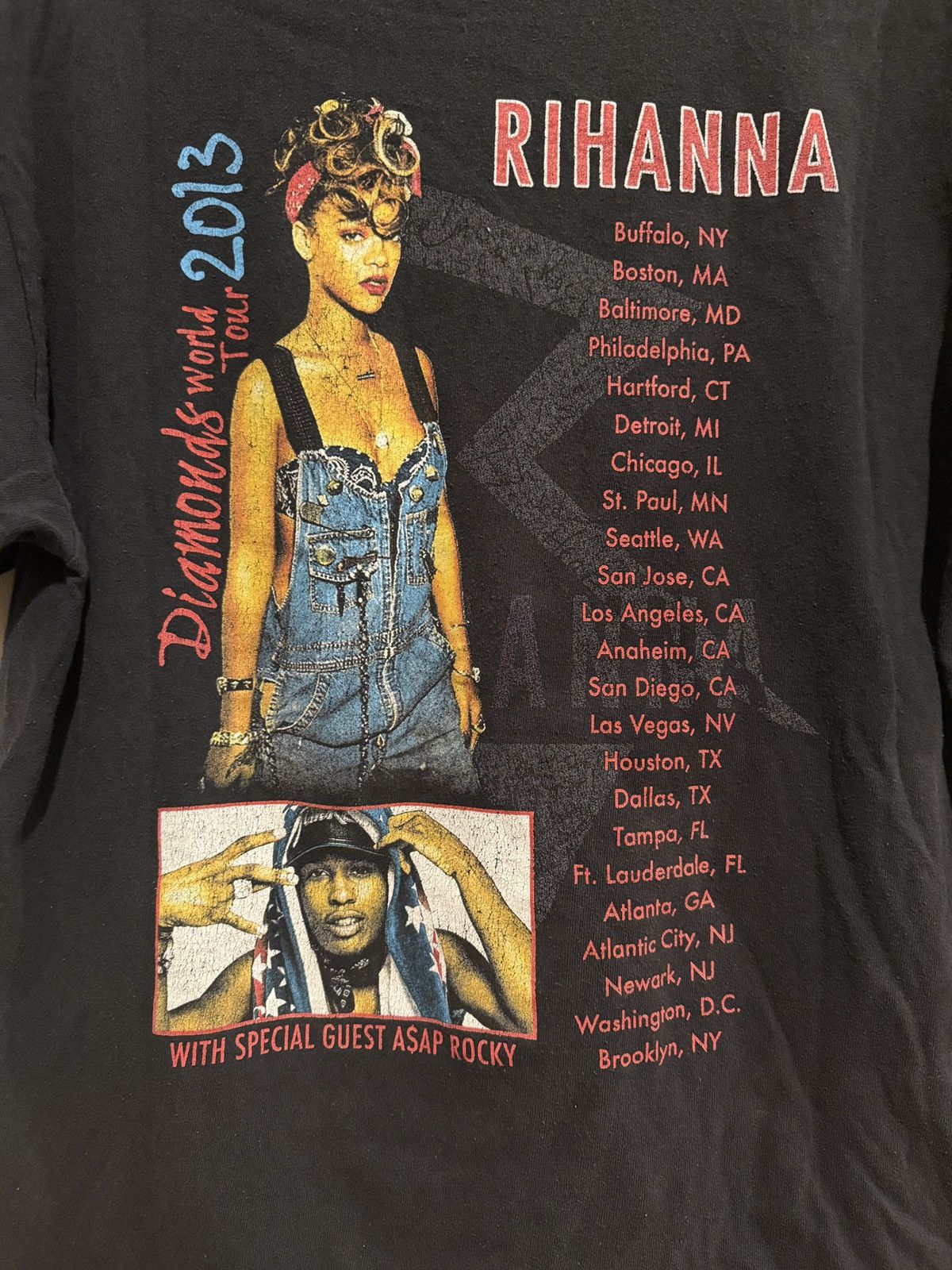 Rap Tees Vintage 2013 Rihanna ft A$AP Rocky Diamonds World Tour Tee Size US L / EU 52-54 / 3 - 4 Thumbnail