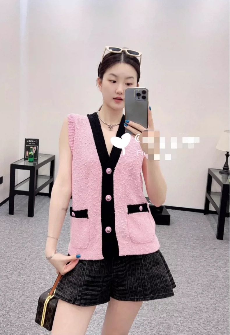 Chanel Chanel 24K black and pink color-blocked knitted vest 2504-N Size XS / US 0-2 / IT 36-38 - 8 Thumbnail