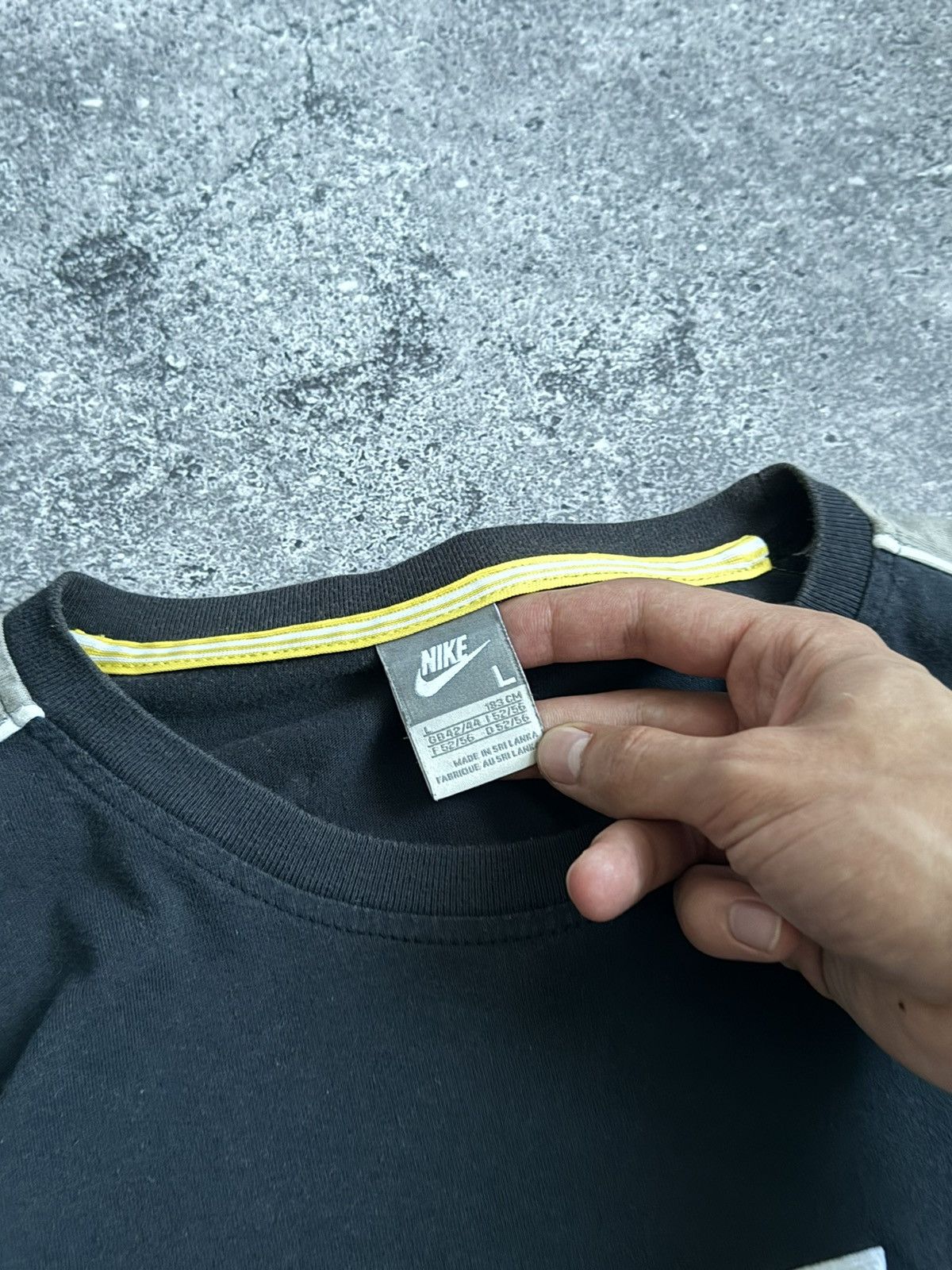 Nike × Vintage Vintage Nike Y2K big logo long sleeve sweatshirt Size US L / EU 52-54 / 3 - 7 Thumbnail