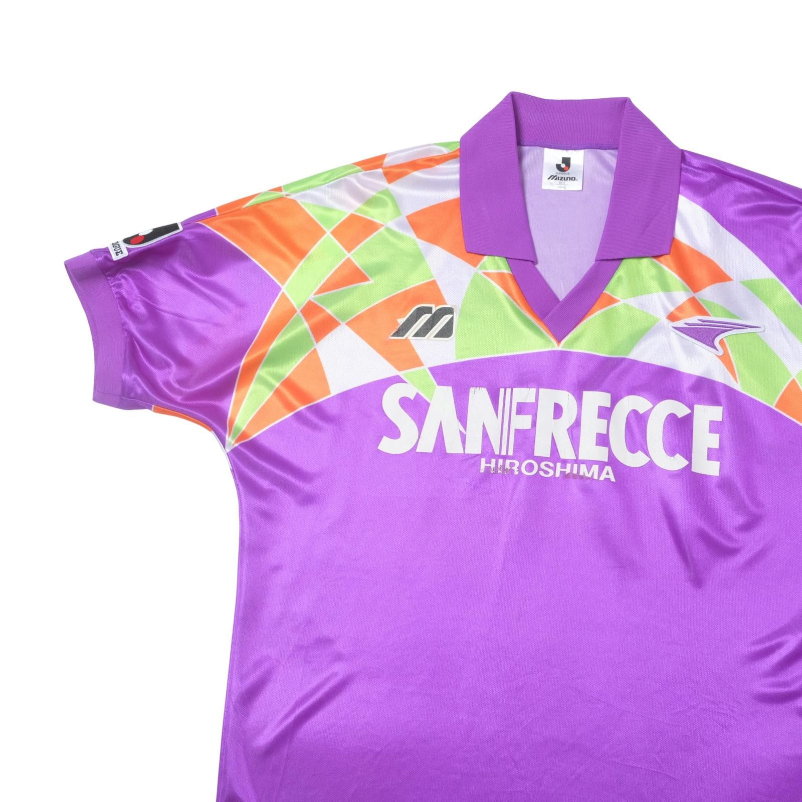 Mizuno 1993/95 Sanfrecce Hiroshima Home Shirt J-League Mizuno (L) Size US L / EU 52-54 / 3 - 3 Thumbnail