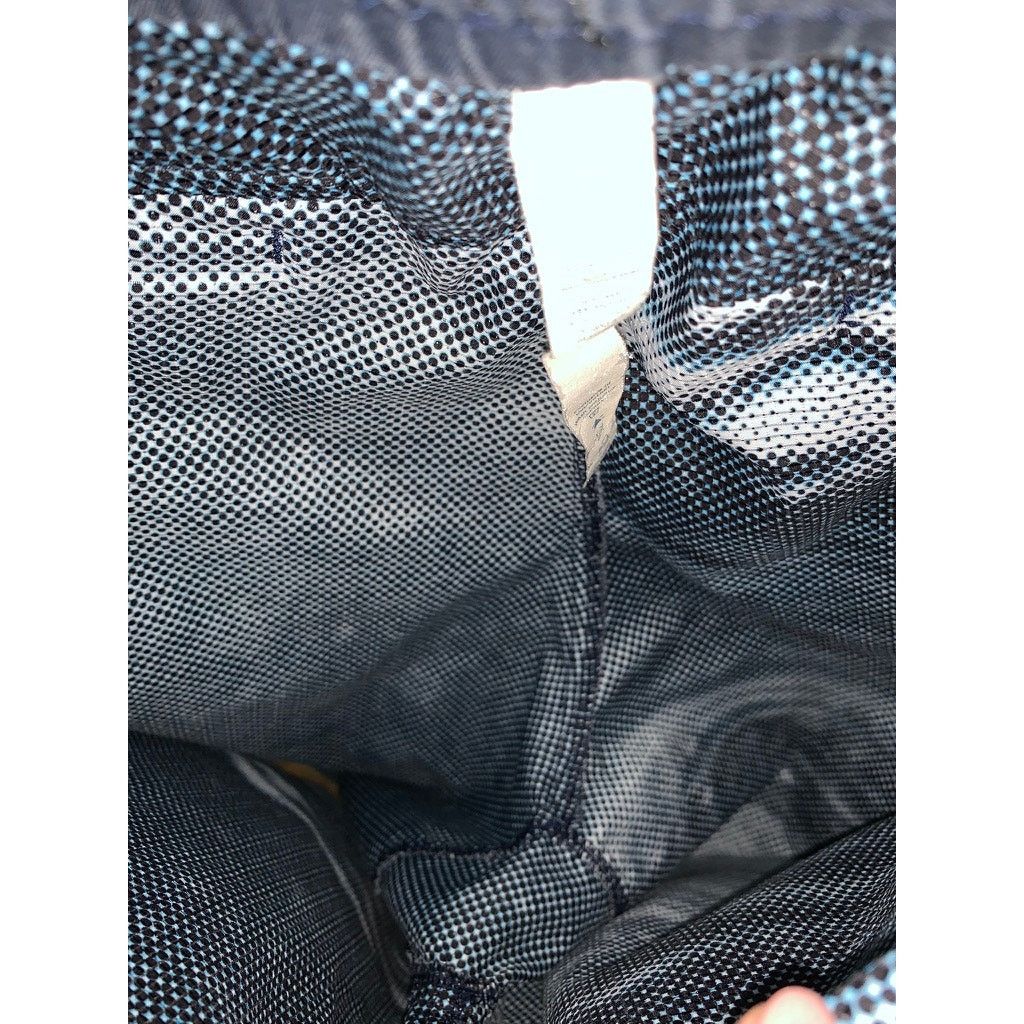 Lululemon Lululemon Men's Swim Shorts Gray Size 32 with Drawstring Size US 32 / EU 48 - 4 Thumbnail