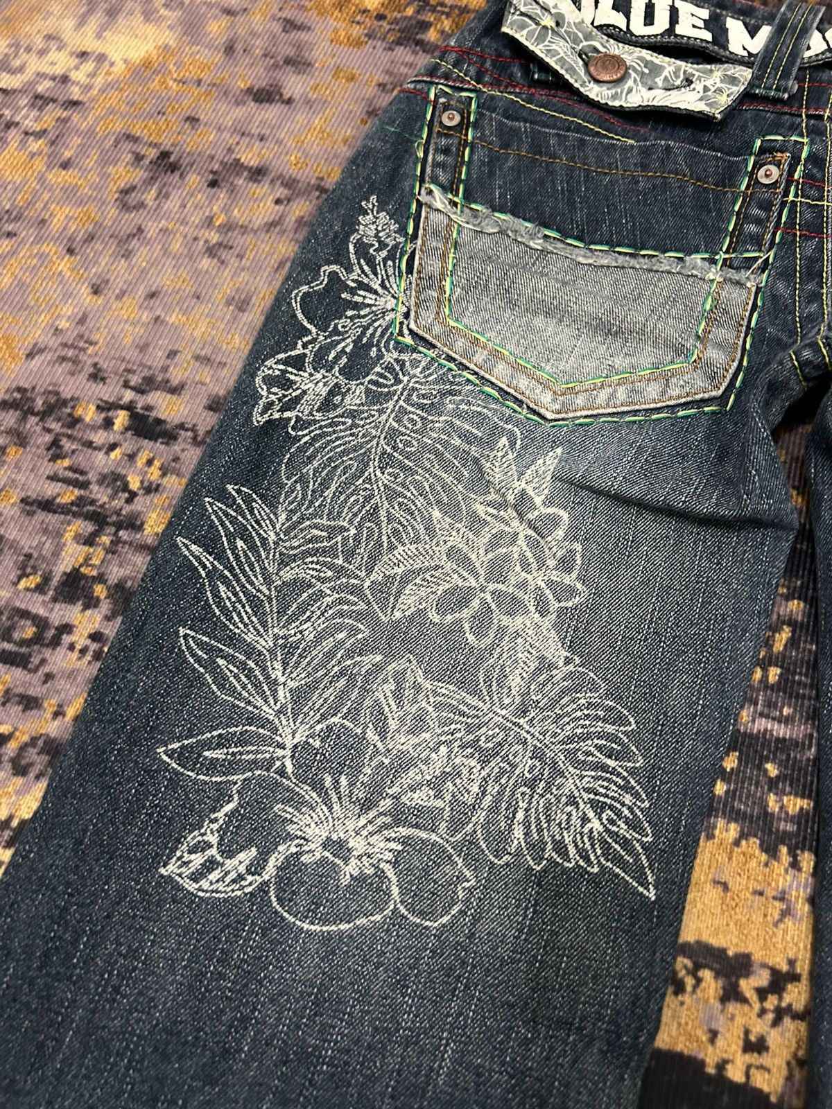 Japanese Brand Blue Moon Blue Buckle Back Flower Jeans Size US 29 - 9 Thumbnail