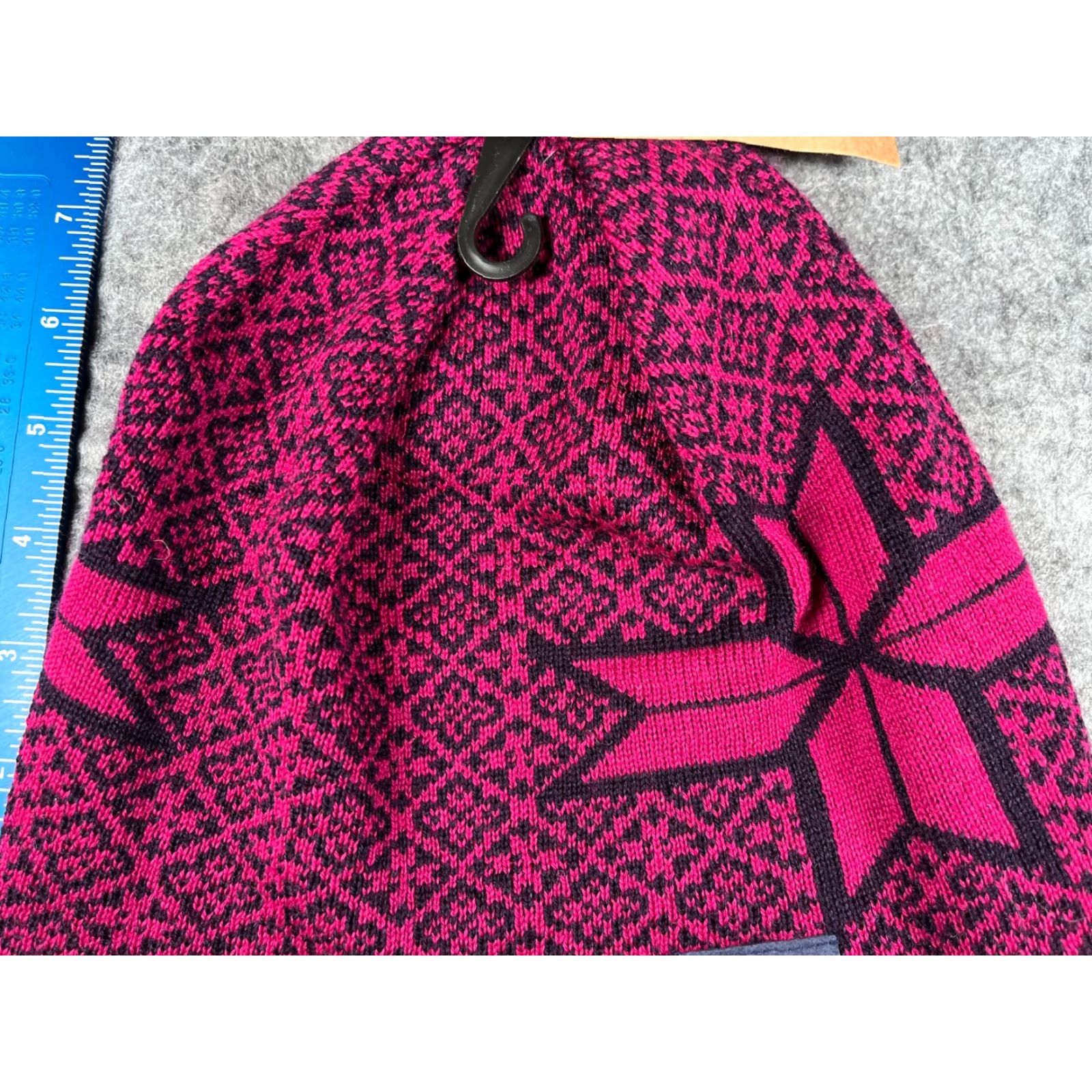 Vintage Chaos Beanie Adult One Size Pink Fair Isle Knit Acrylic Wool Blend Ski Outdoor Mens Size ONE SIZE - 3 Thumbnail