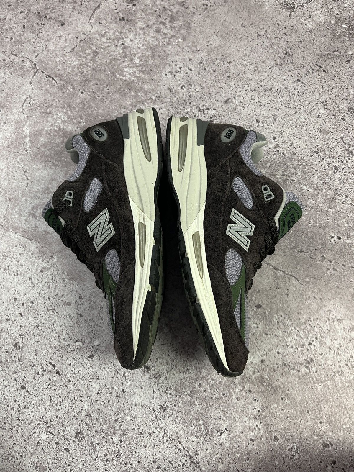 New Balance New Balance 991v2 MiUK Essentially Offbeat Pack Brown Size US 7.5 / EU 40-41 - 3 Thumbnail