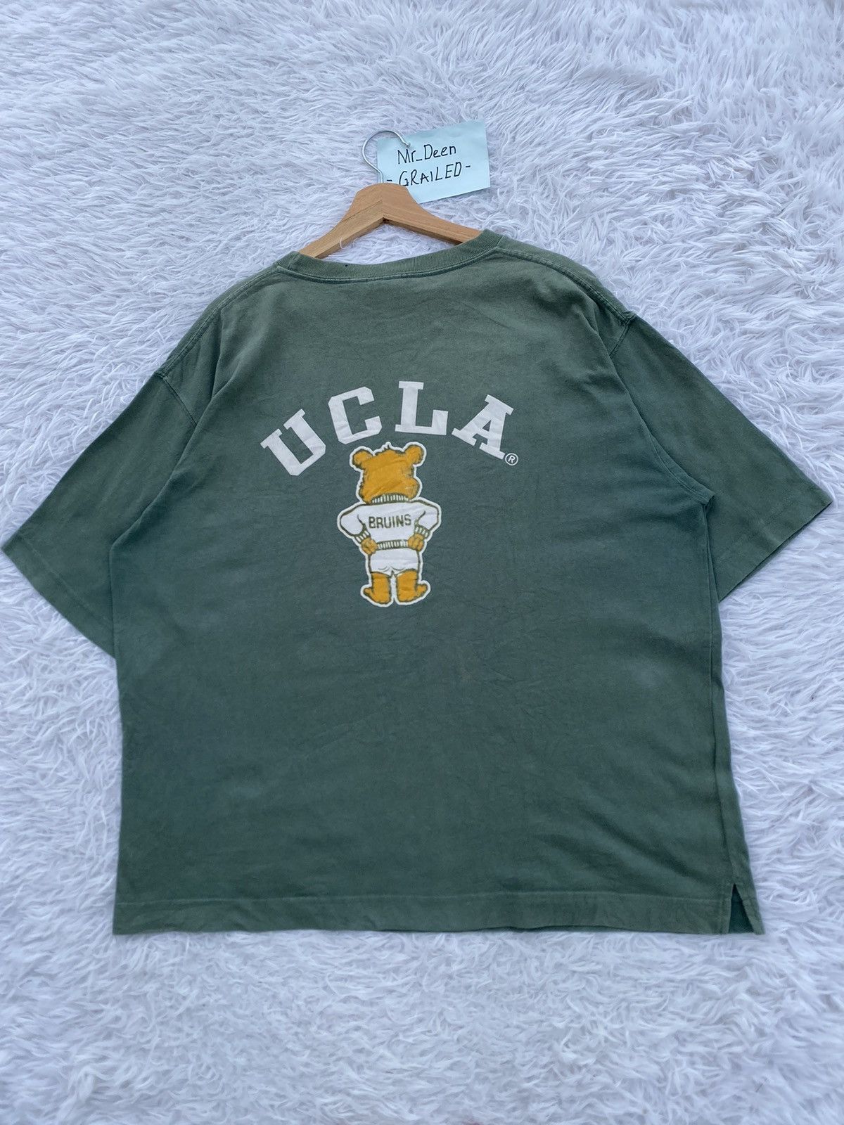 Vintage Rare Vintage UCLA Bruins Los Angeles Tshirt Size US L / EU 52-54 / 3 - 16 Thumbnail