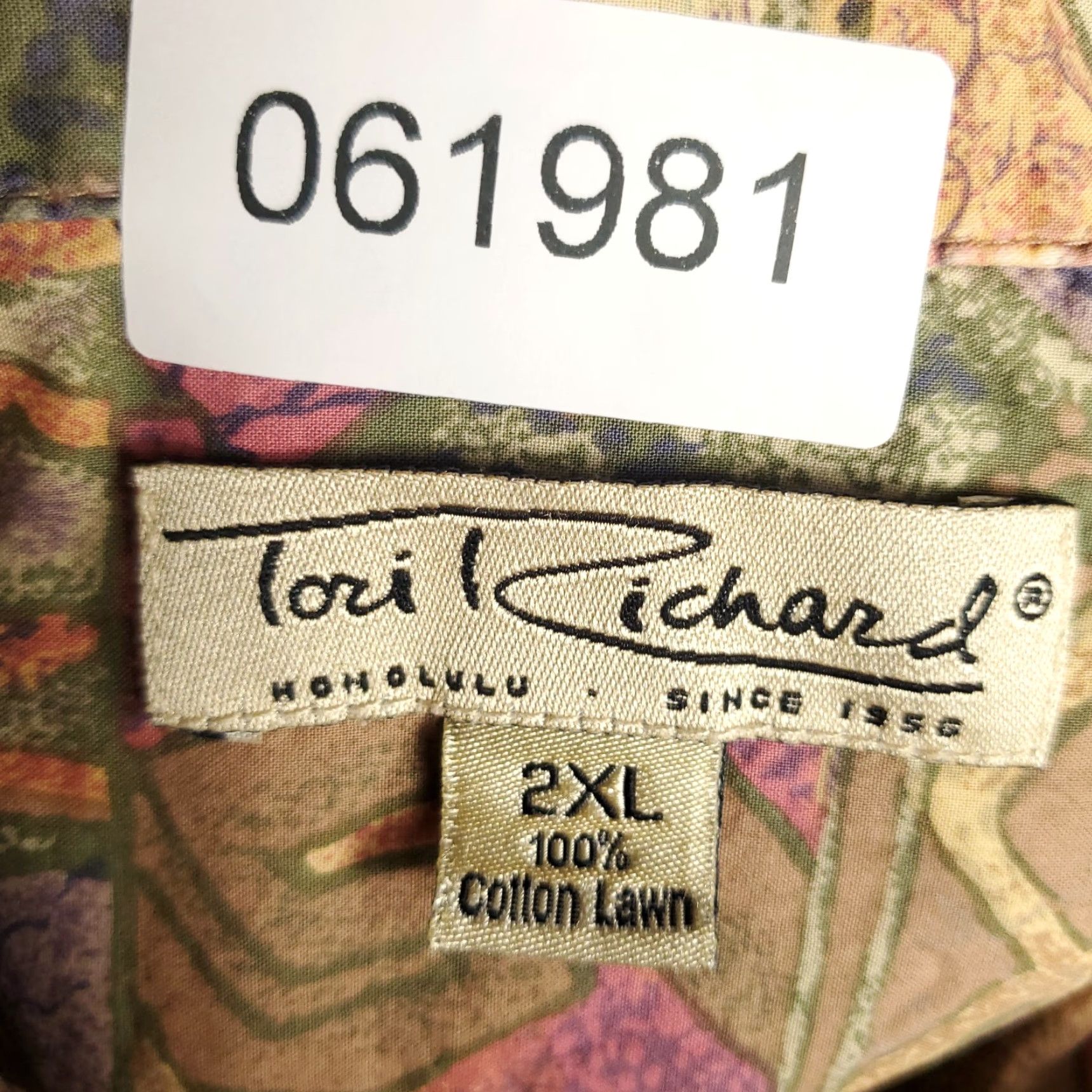 Tori Richard Tori Richard Shirt Mens 2XL Beige Geometric Print Button Up Short Sleeve Size US XXL / EU 58 / 5 - 7 Thumbnail