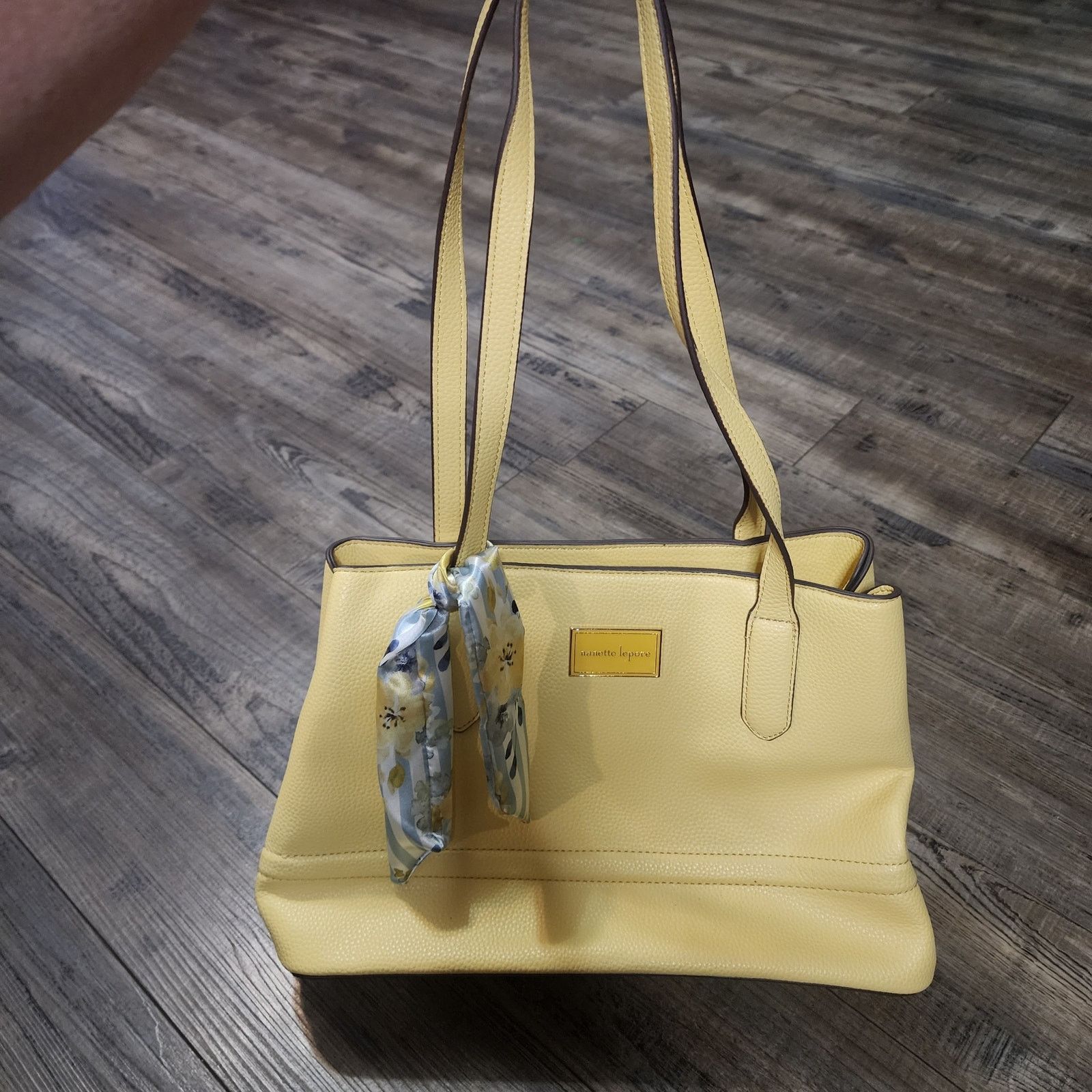 Nanette Lepore Nanette Lepore yellow women handbag purse Pre-owned AA Size ONE SIZE - 2 Thumbnail