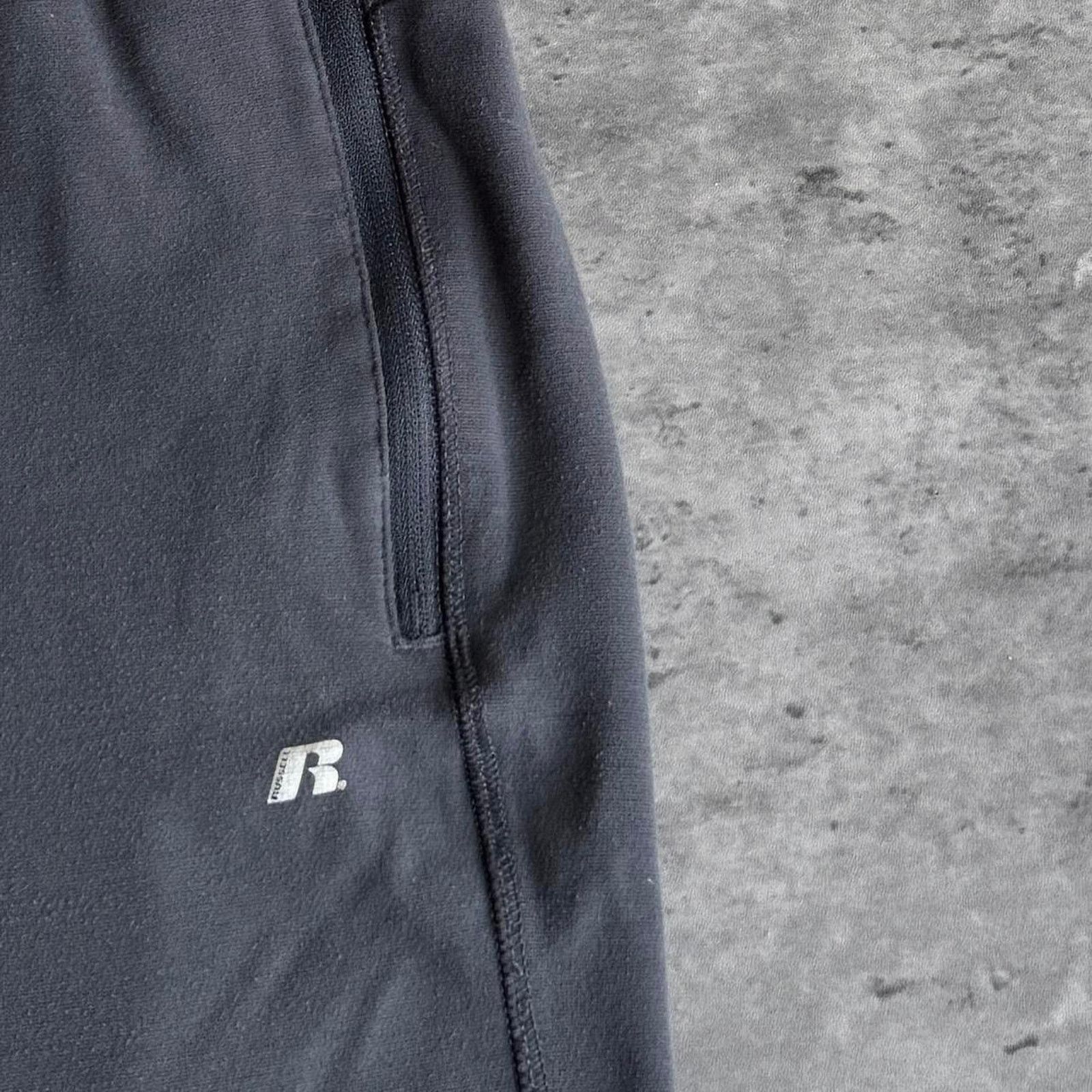 Russell Athletic × Vintage Vintage Y2K Tonal Grey Russell Athletic Essential Sweatpants Size US 27 - 3 Thumbnail