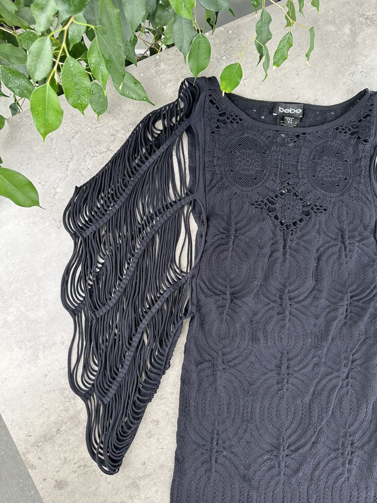 Bebe Bebe Mini Dress With Beautiful Sleeves Size XS / US 0-2 / IT 36-38 - 6 Thumbnail