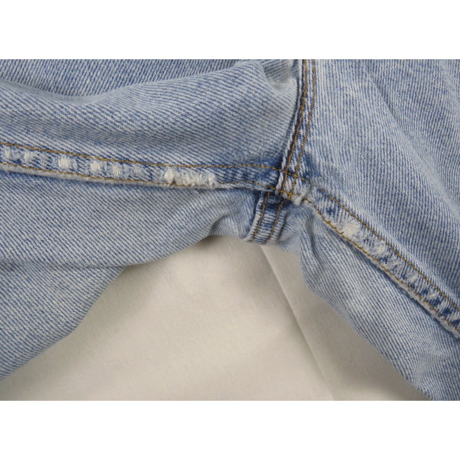 Levi's VINTAGE Levi's 950 Jeans Blue 7 MED Bootcut Mens 32x27 United States 1996 USA Made Jeans 550 Model Ladies? Size 27" / US 4 / IT 40 - 7 Thumbnail