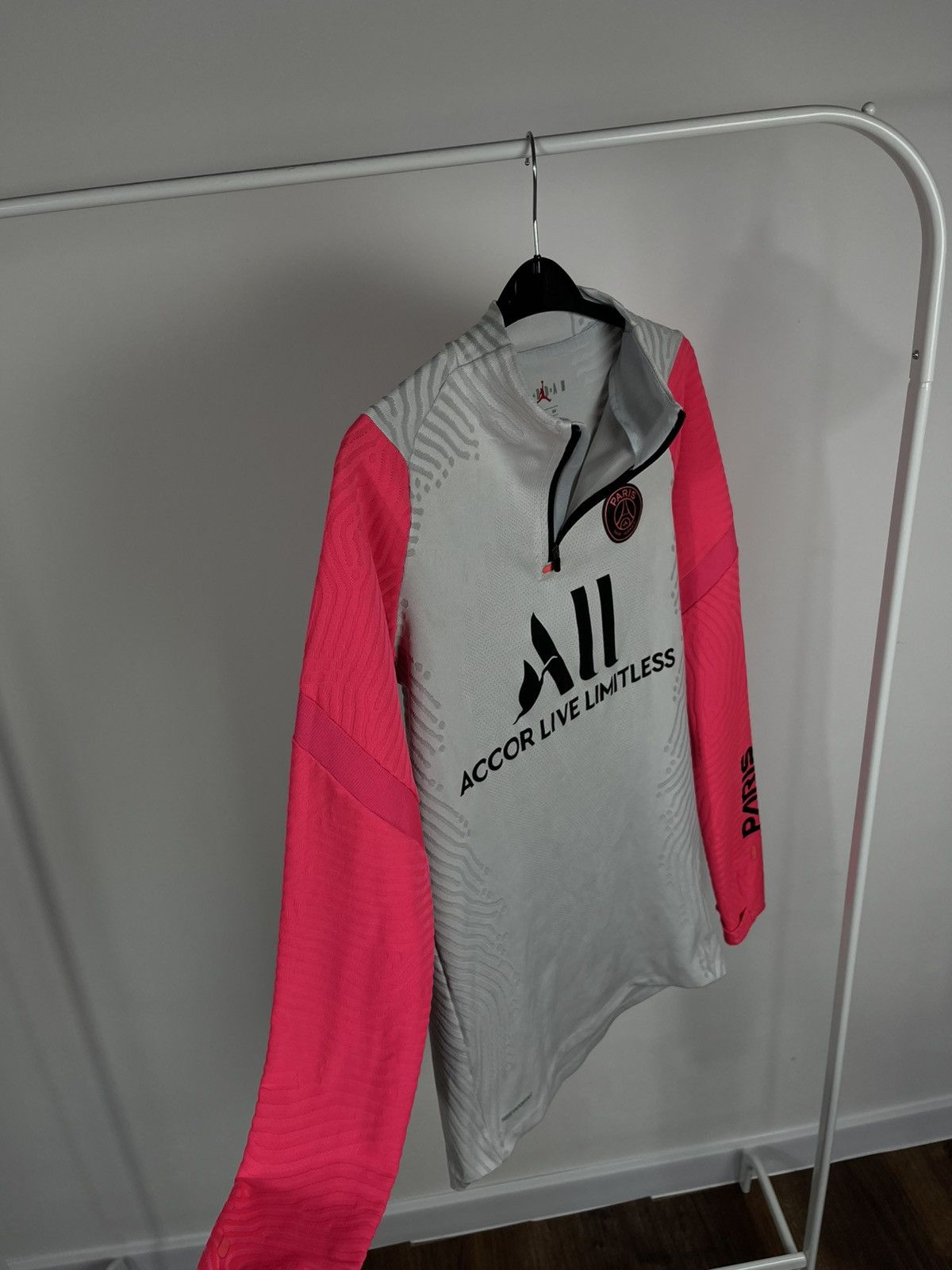 Nike PSG Jordan Vaporknit Drill Top Pink Grey Small CW1384-101 Size US S / EU 44-46 / 1 - 7 Thumbnail