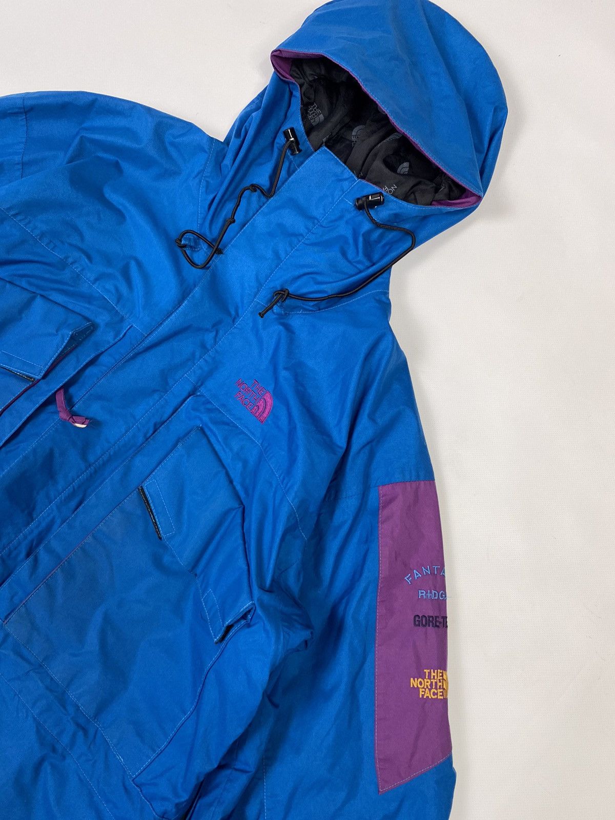 image of Goretex x The North Face Vintage The North Face Jacket 90's Fantasy Ridge in Blue, Men's (Size Larg