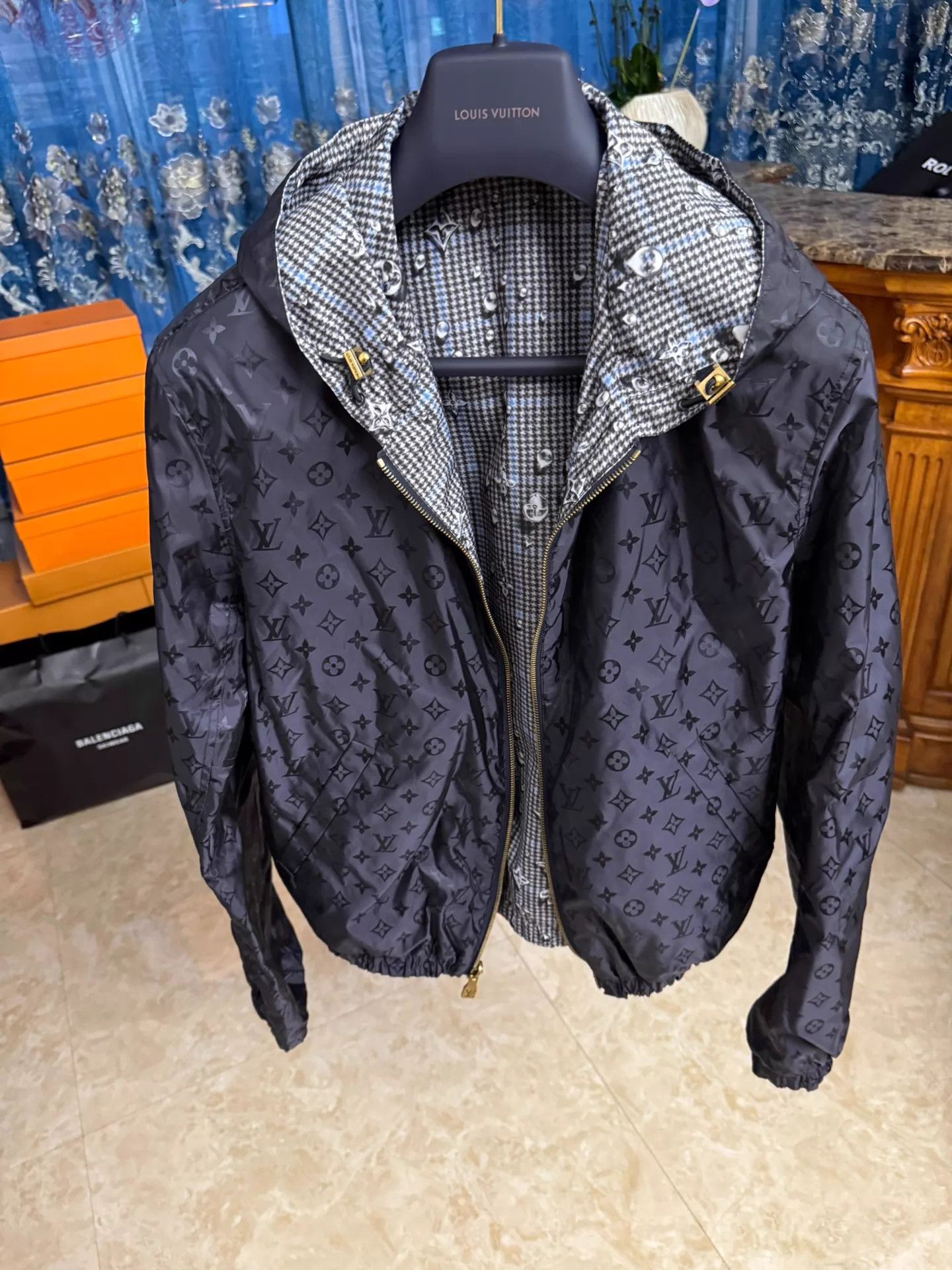Louis Vuitton LV Men's 2-Sided Monogram/Wales Check Jacket 46/48 Size US S / EU 44-46 / 1 - 1 Thumbnail