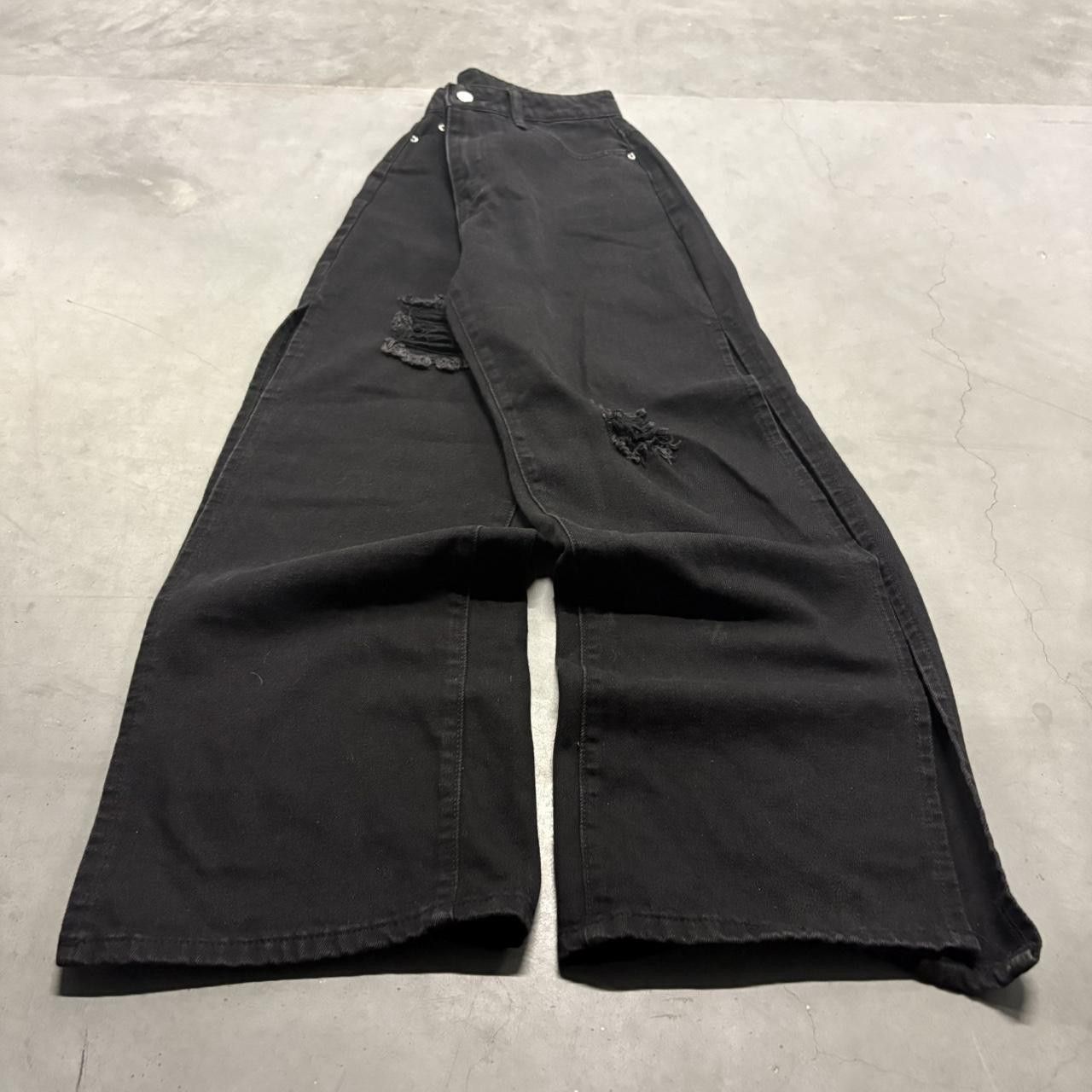 Japanese Brand × Vintage Crazy Vintage Y2K/2000s Super Baggy Black Ripped Wideleg Open Leg Denim Jeans! Size US 28 / EU 44 - 1 Thumbnail