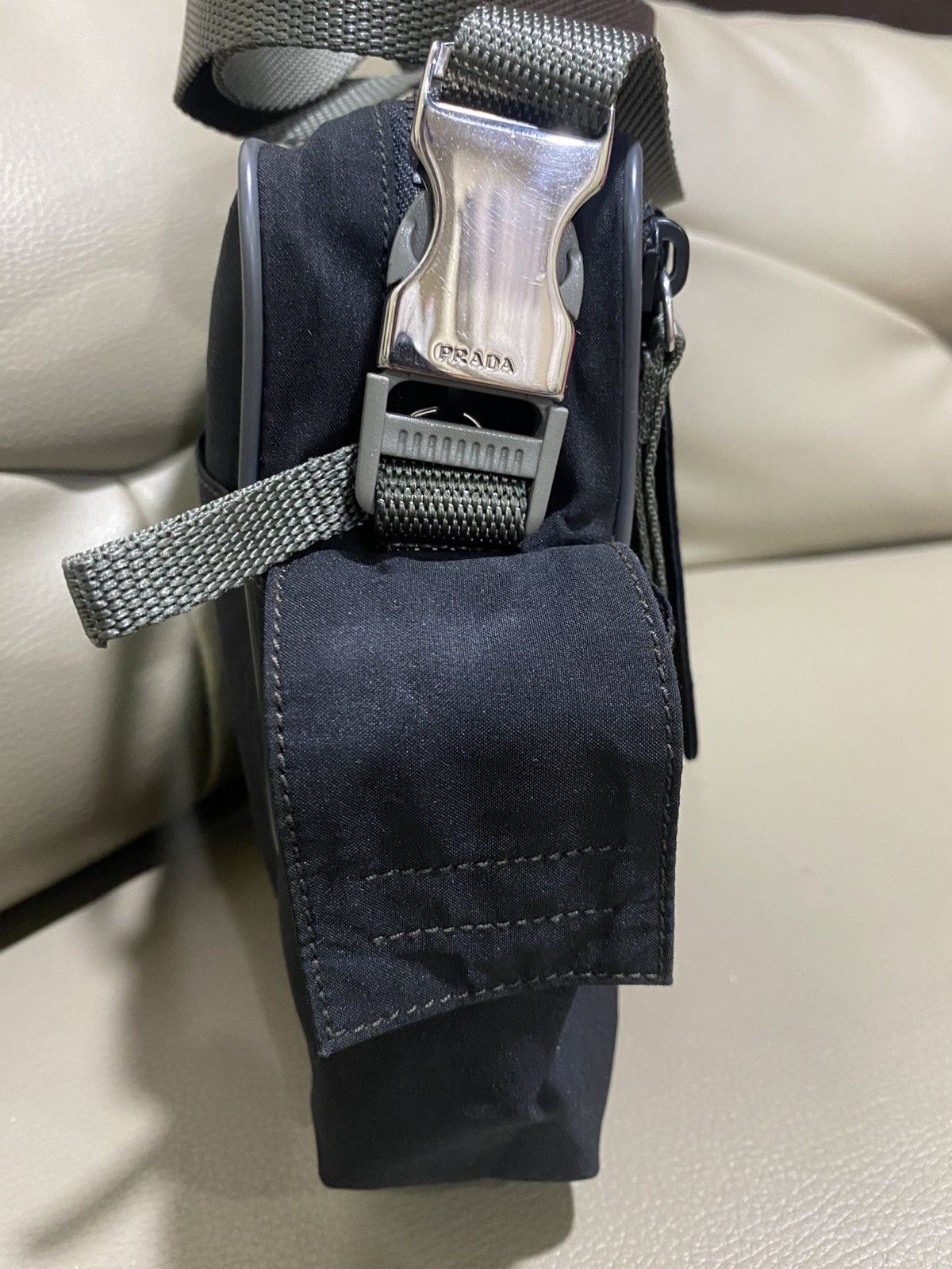 Prada Authentic Prada Sling Art.4VA337 Mat.JAY Bag Size ONE SIZE - 25 Thumbnail