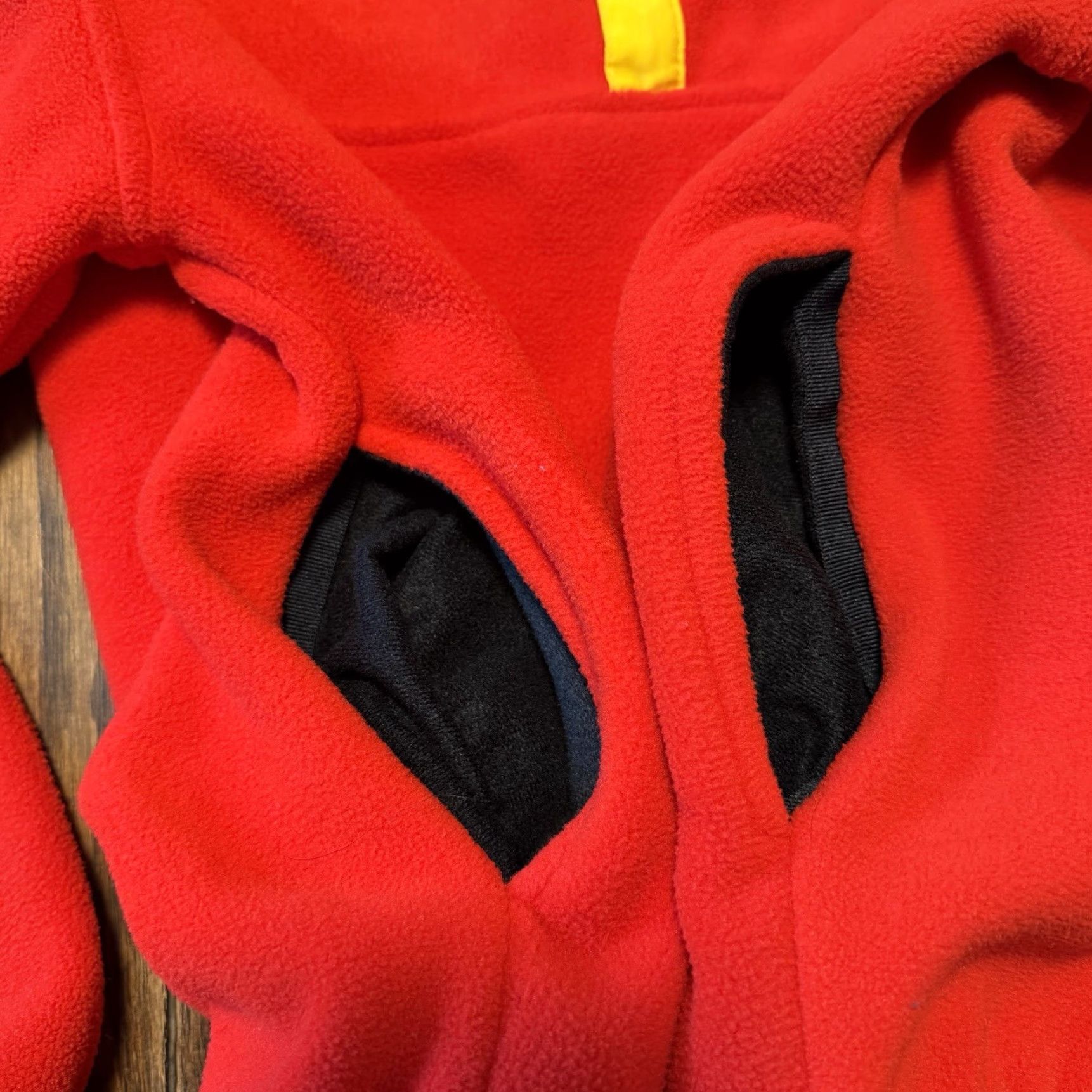 Marlboro VINTAGE Marlboro Team Adventure 1/4 Button Up Large Pullover Fleece Jacket Men Red 1990s Windbreaker Pockets Synchilla Size US L / EU 52-54 / 3 - 6 Thumbnail