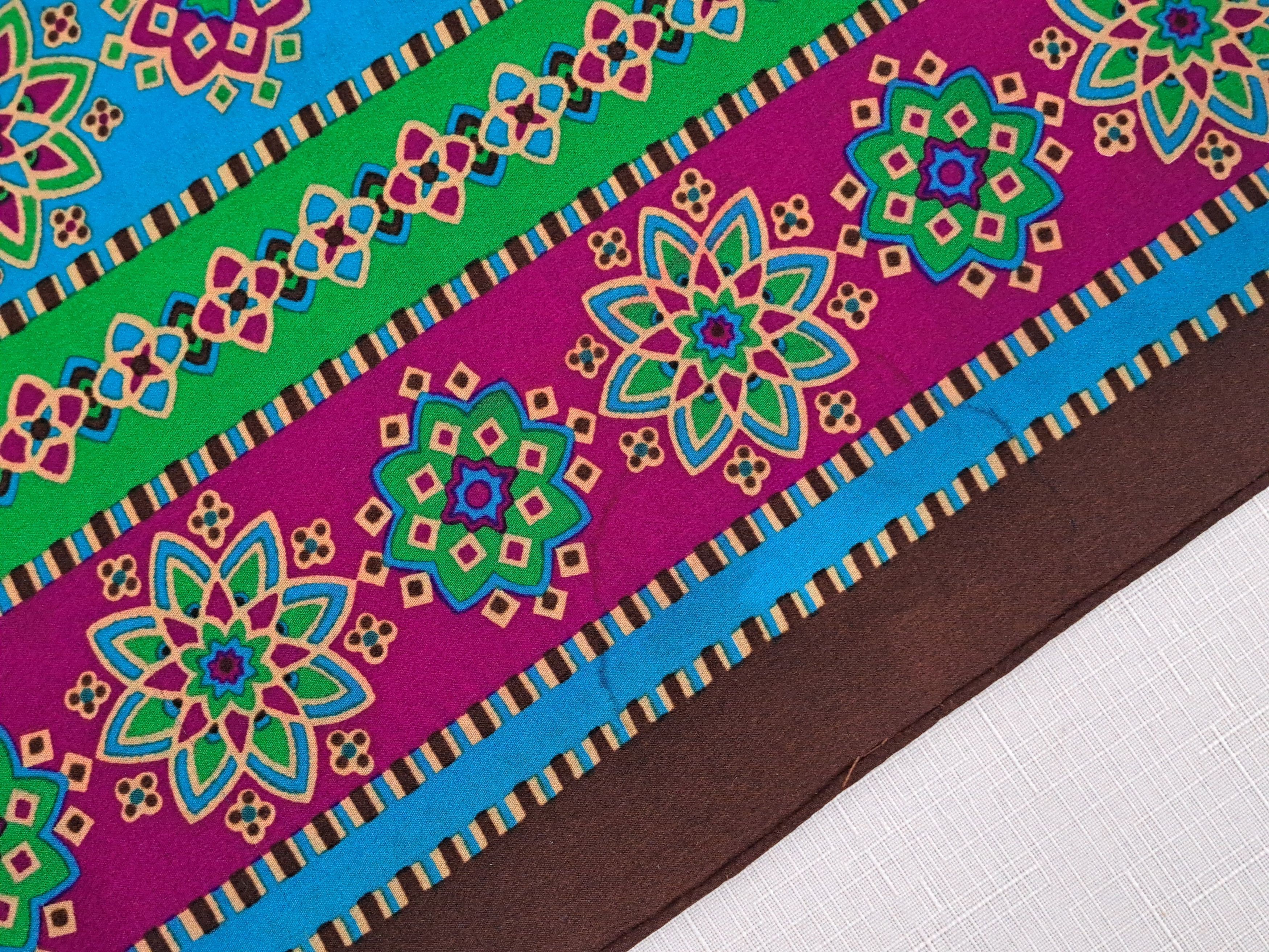 Vintage × Yves Saint Laurent Vintage Yves Saint Laurent geometric flower pattern scarf. Size ONE SIZE - 16 Thumbnail